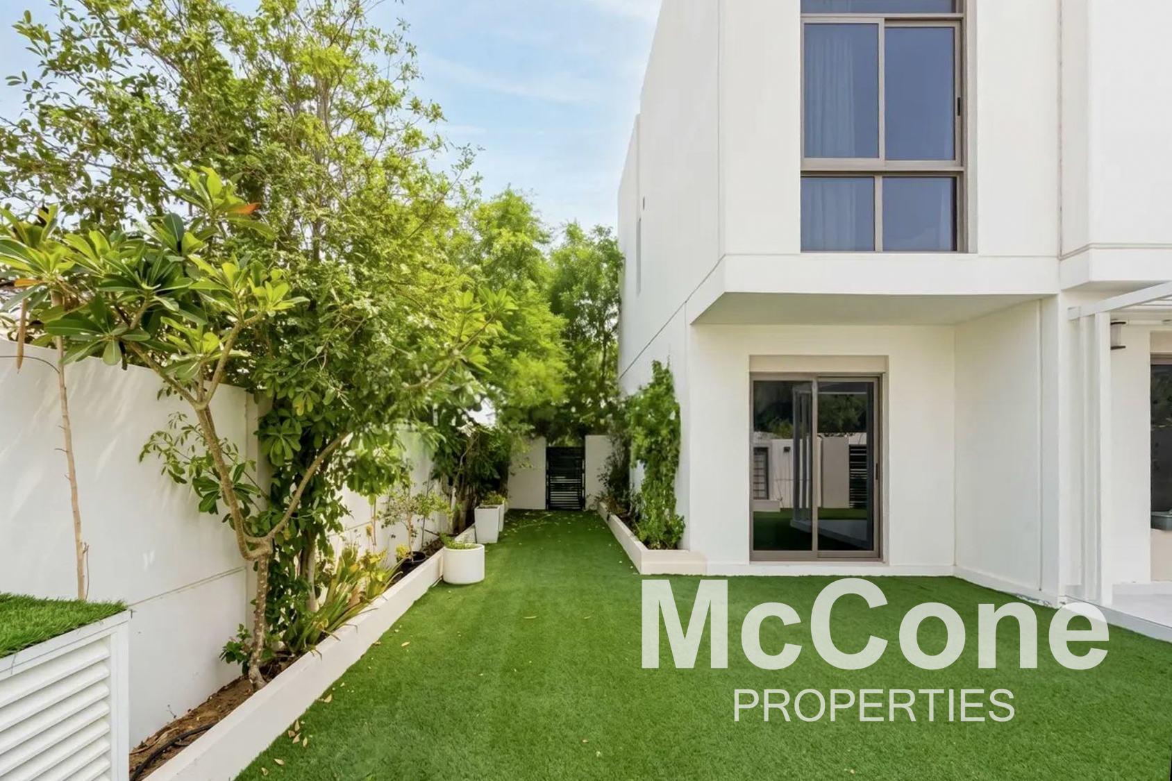 4 Bedroom Townhouse for Rent in Zahra Townhouses, Town Square — photo 9 of 10
