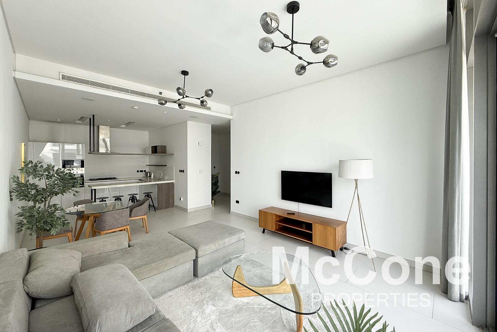 2 Bedroom Apartment for Rent in Soho Palm Jumeirah, Palm Jumeirah — photo 3 of 26