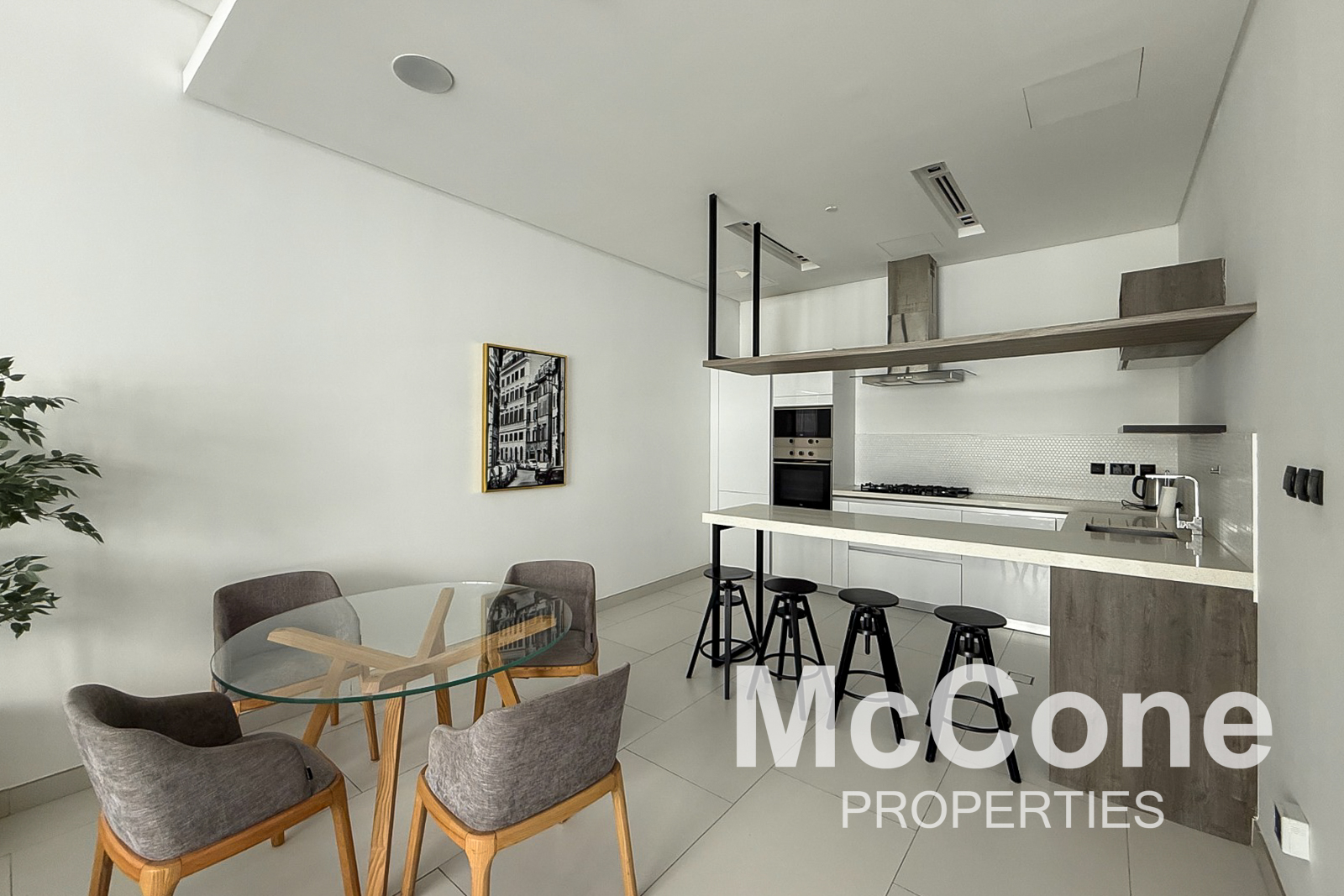 2 Bedroom Apartment for Rent in Soho Palm Jumeirah, Palm Jumeirah — photo 5 of 26