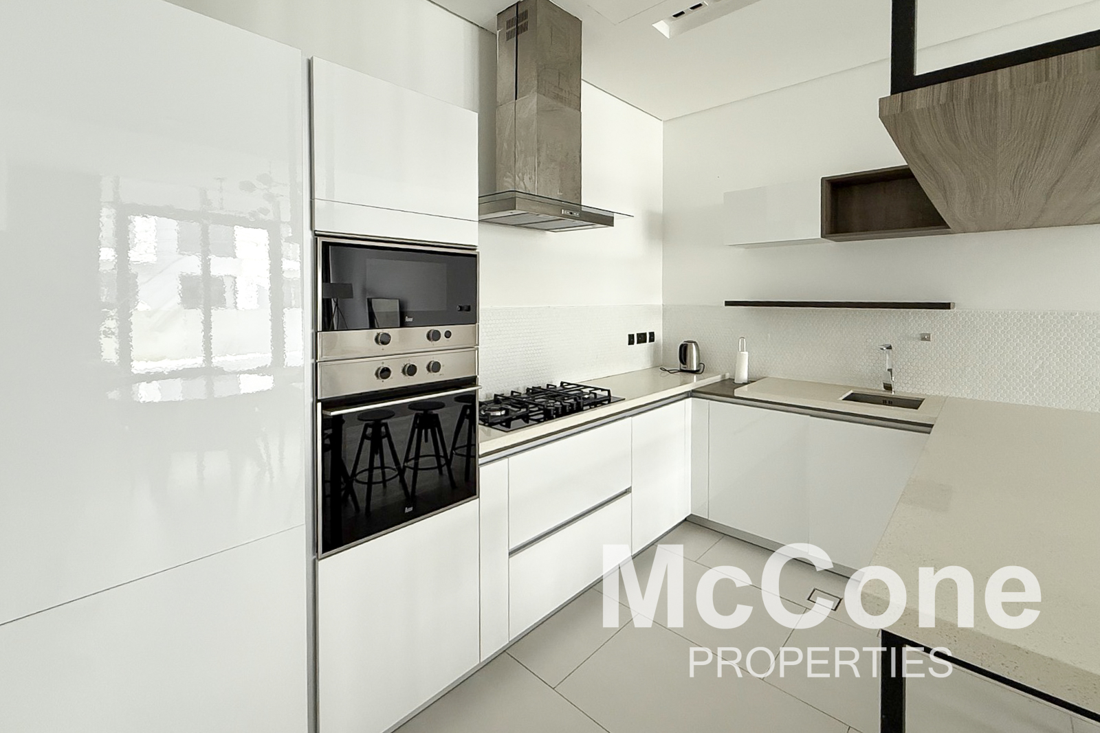 2 Bedroom Apartment for Rent in Soho Palm Jumeirah, Palm Jumeirah — photo 8 of 26