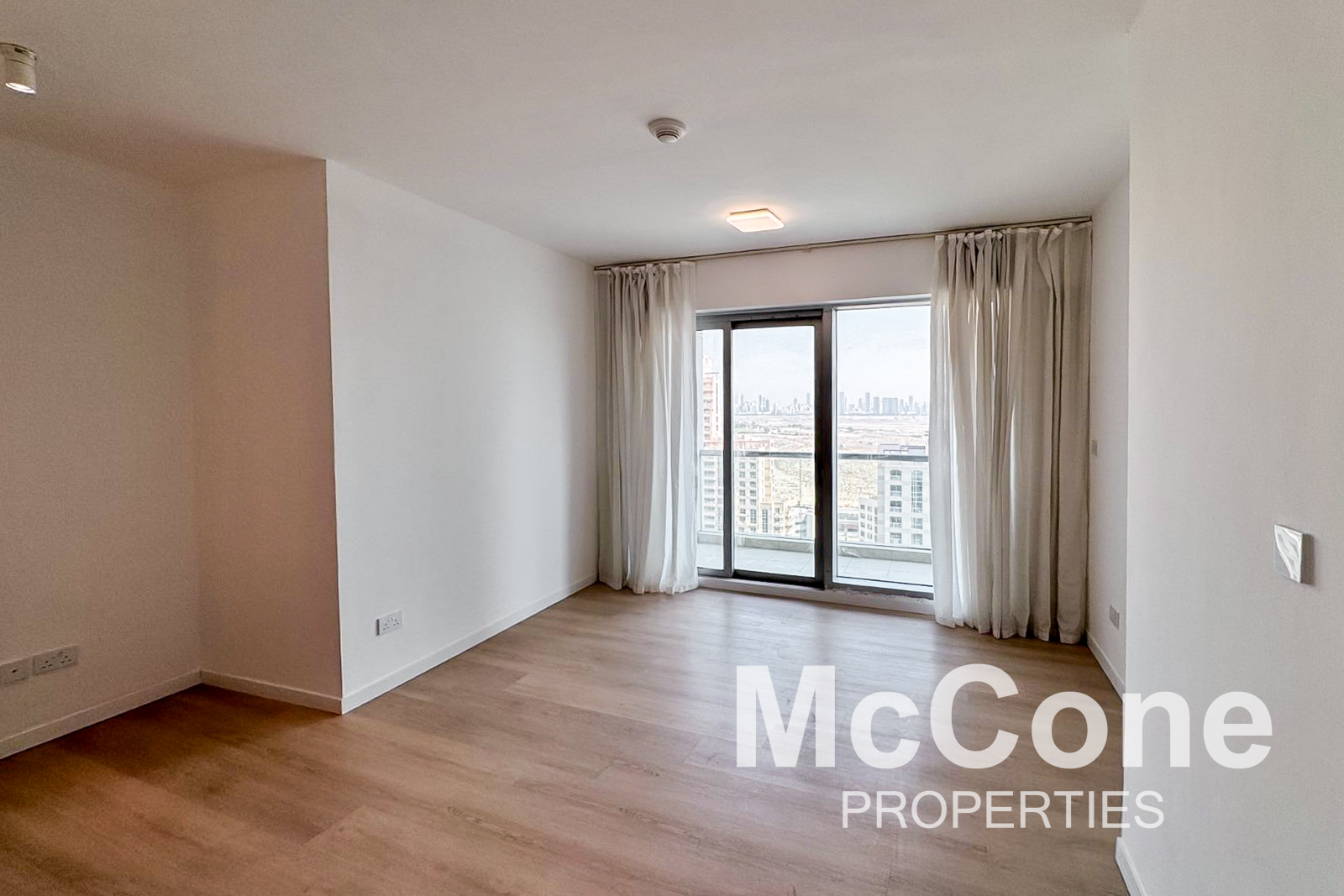 1 Bedroom Apartment for Rent in The Fairways North, The Views — photo 2 of 13