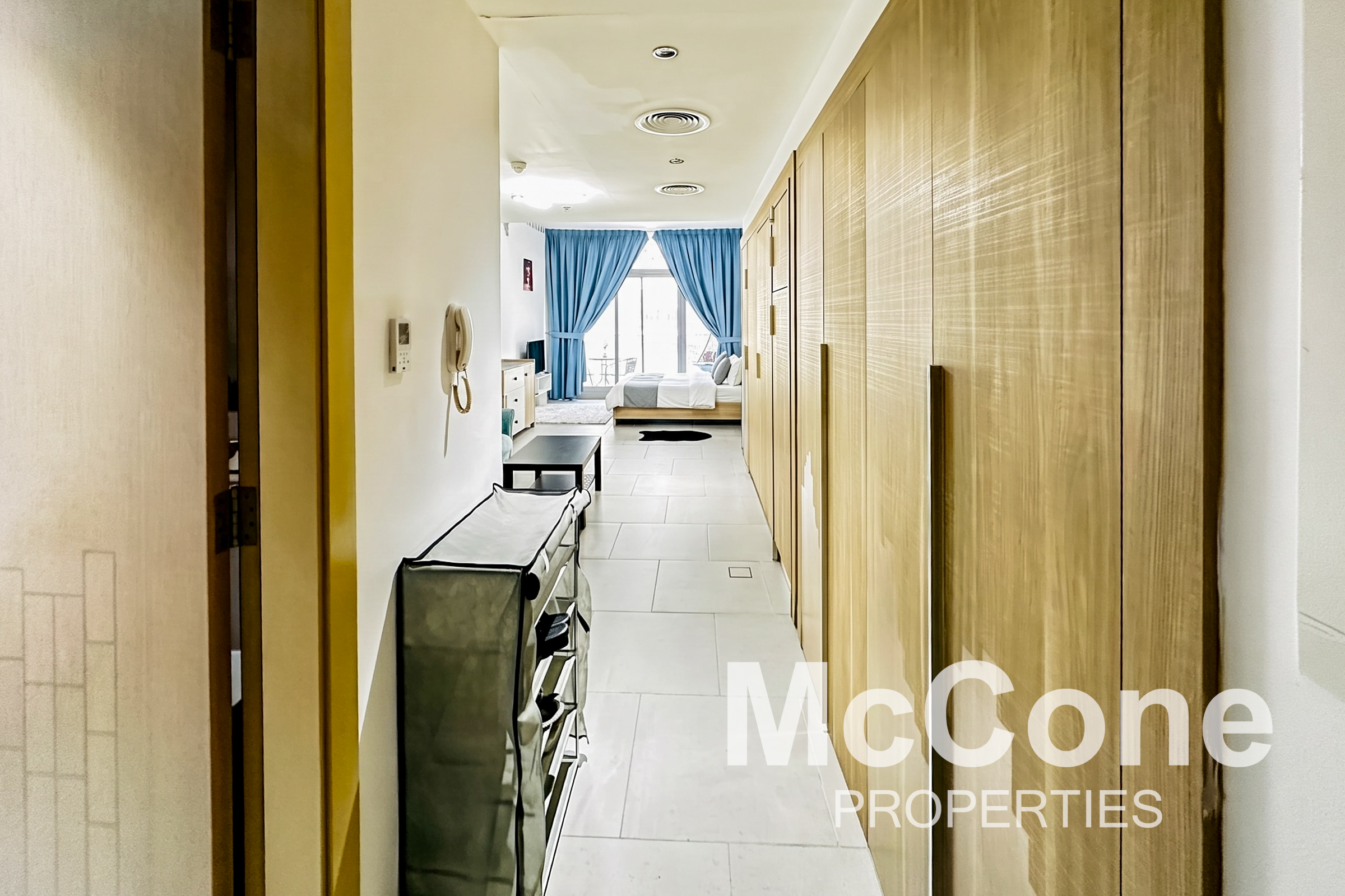 Studio Apartment for Rent in Shamal Waves, Jumeirah Village Circle — photograph 13 of 16