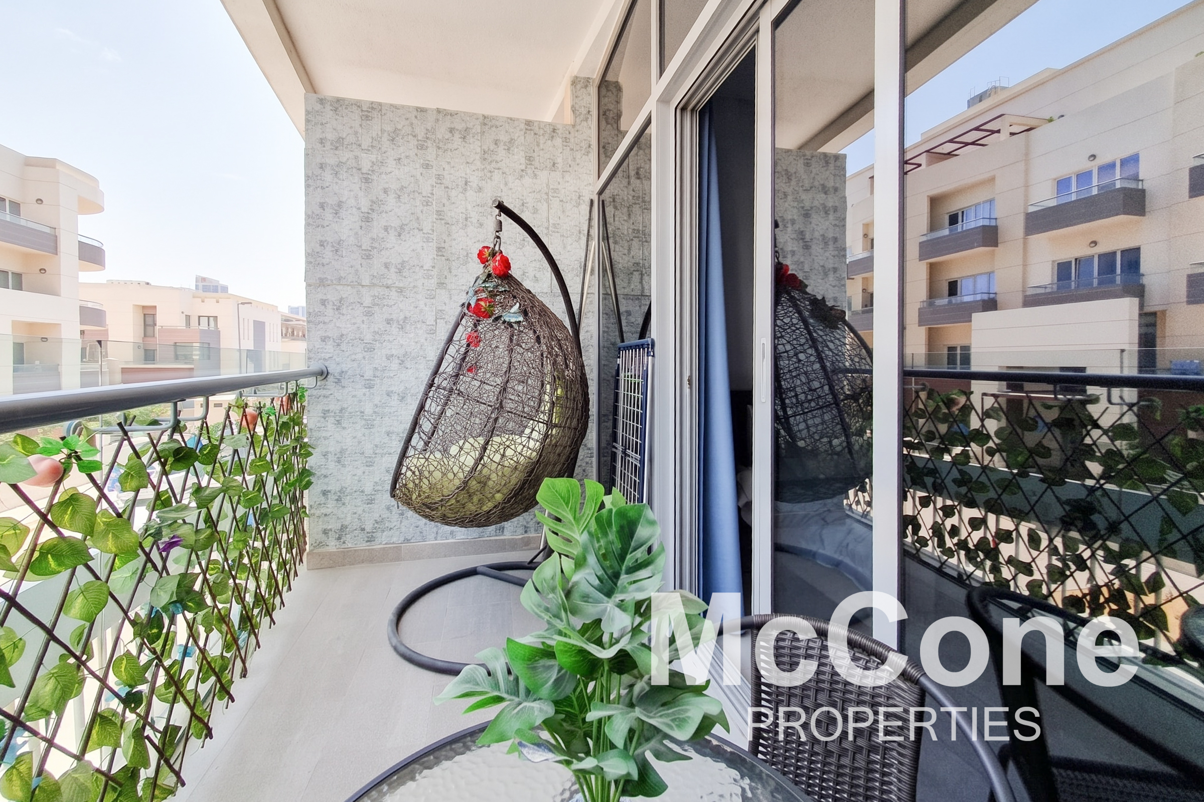 Studio Apartment for Rent in Shamal Waves, Jumeirah Village Circle — photograph 15 of 16