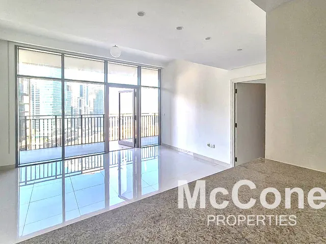 1 Bedroom Apartment for Rent in Boulevard Crescent Tower 1, Downtown Dubai