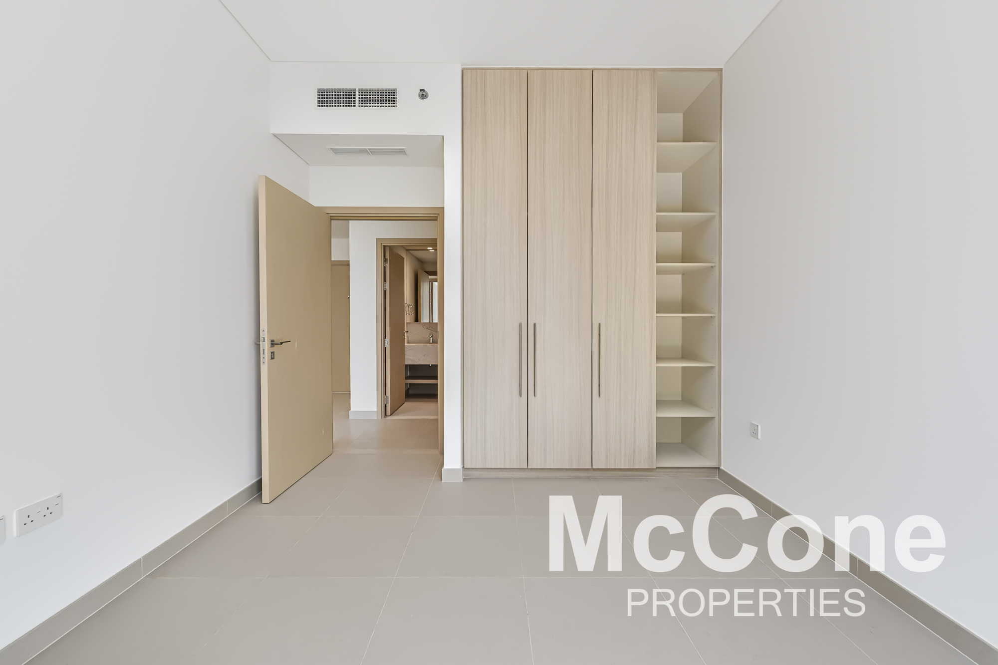 1 Bedroom Apartment for Rent in Golf Grand, Dubai Hills Estate — photo 9 of 11