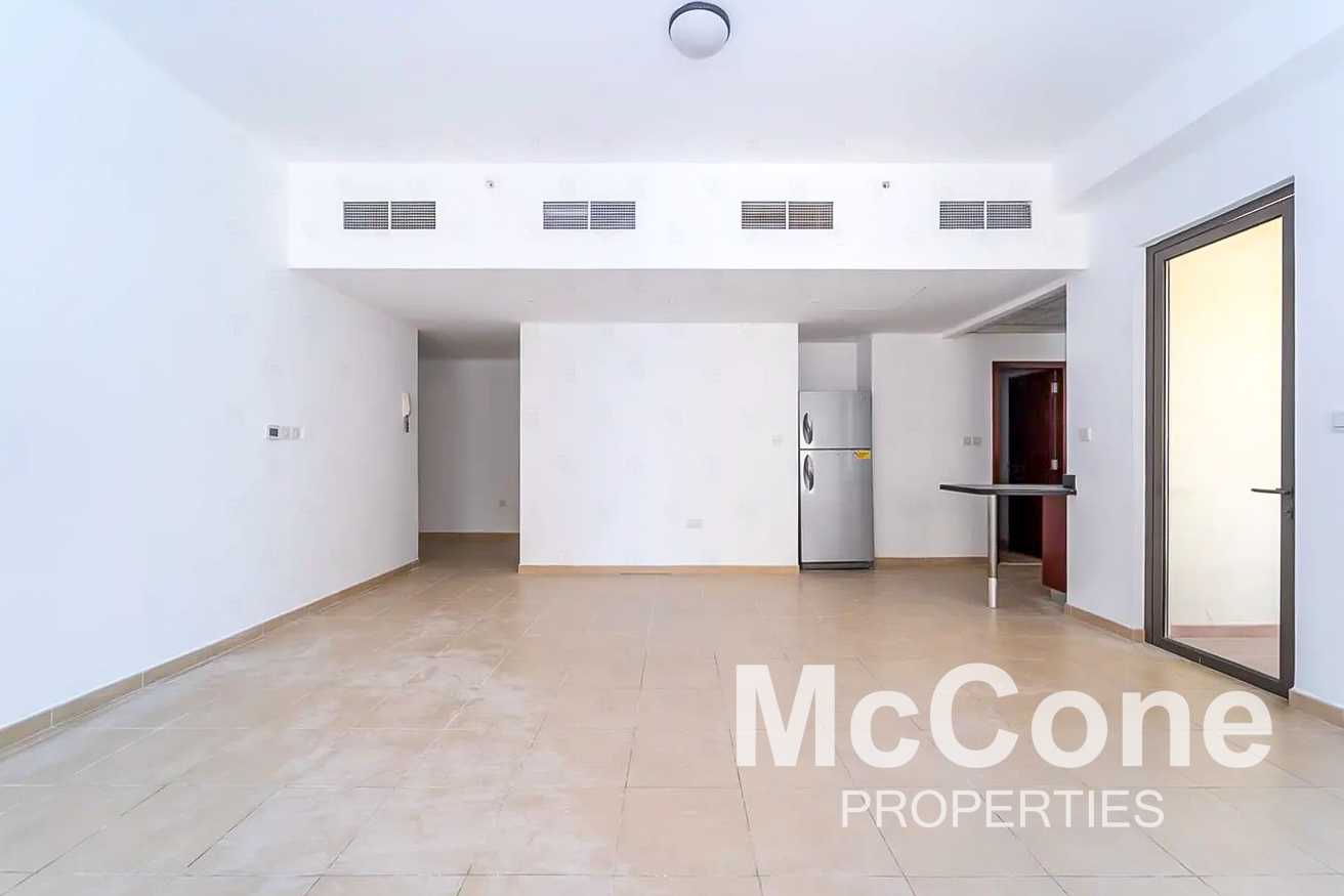 1 Bedroom Apartment for Rent in Bahar 1, Jumeirah Beach Residence — photo 2 of 19