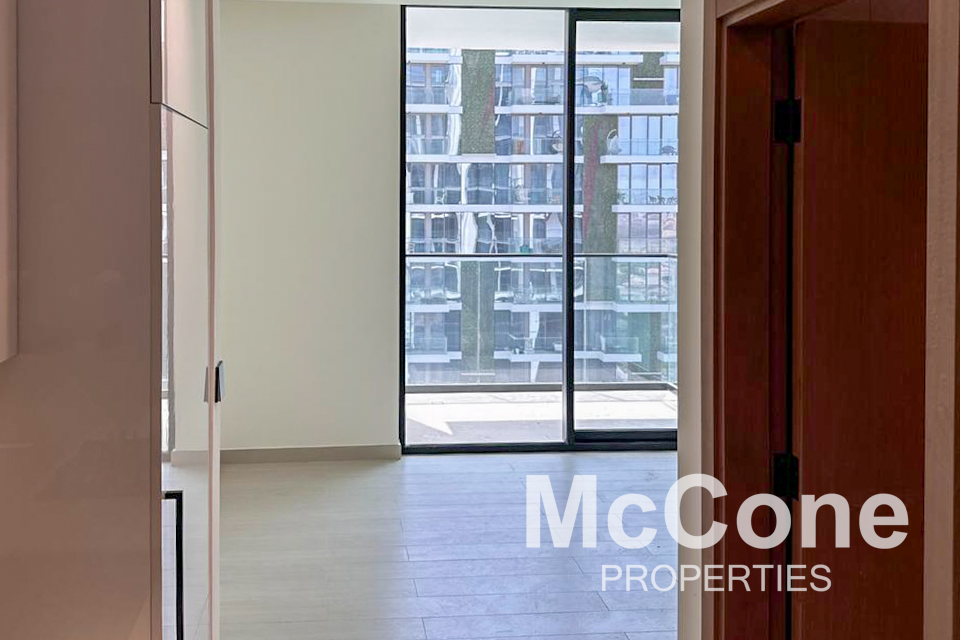 Studio Apartment for Rent in Binghatti Azure, Jumeirah Village Circle — photo 3 of 10
