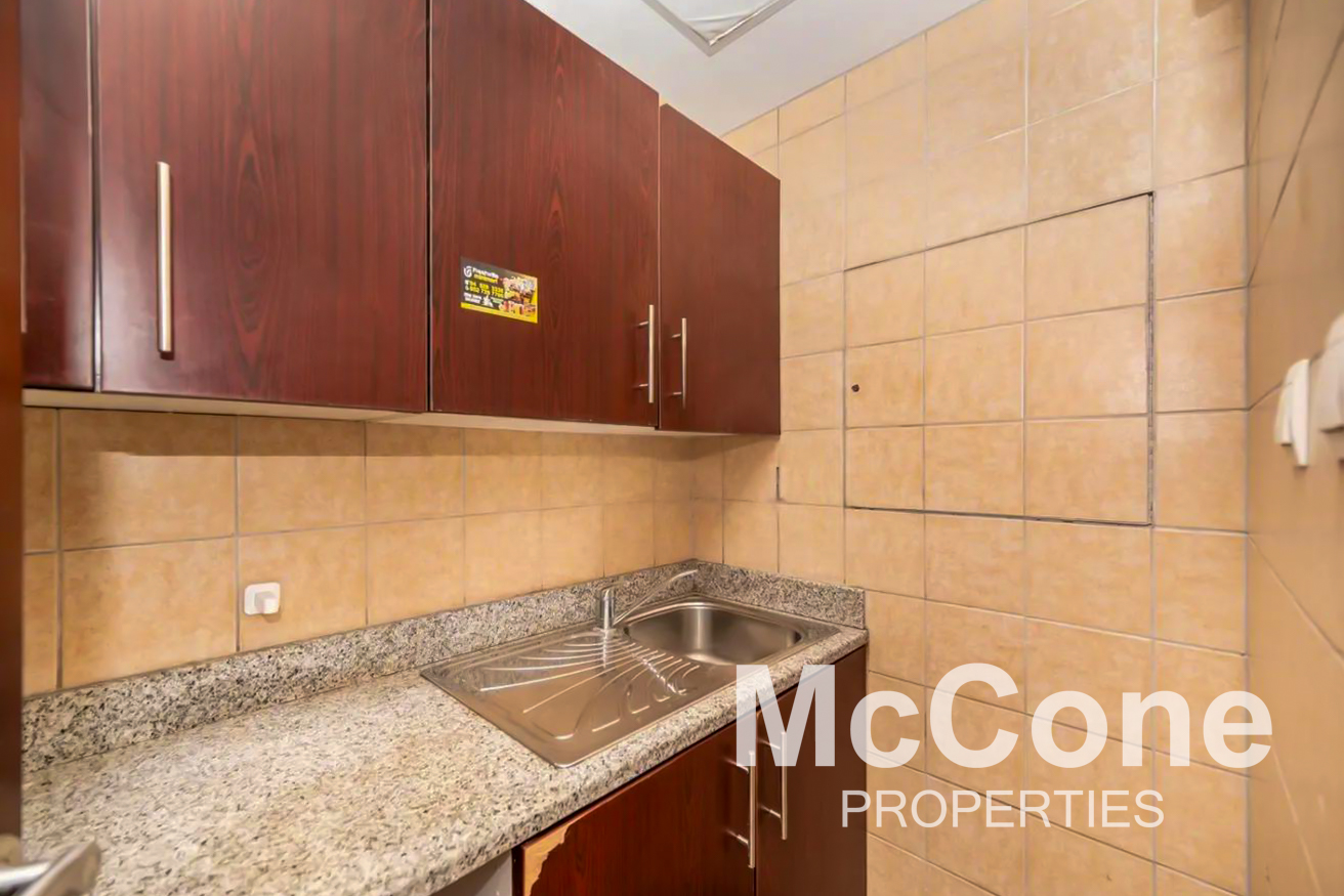 Office for Rent in Silver Tower, Business Bay — photograph 13 of 14