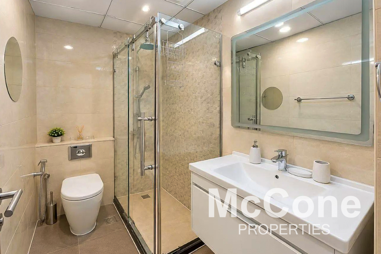 Studio Apartment for Rent in The Point, Dubai Marina — photo 9 of 10