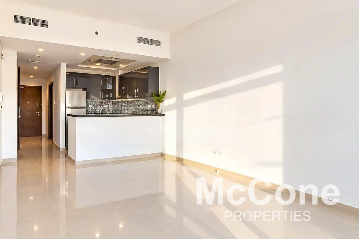 Studio Apartment for Rent in Botanica Tower, Dubai Marina — photo 2 of 10