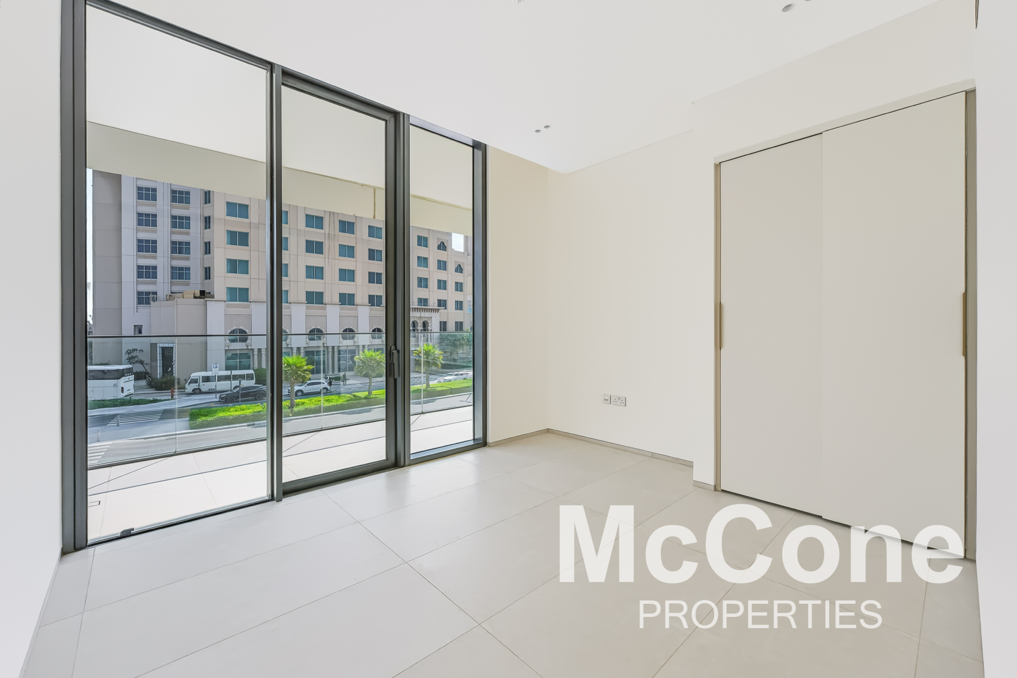 2 Bedroom Apartment for Rent in Binghatti Pinnacle, Al Jaddaf — photo 8 of 18