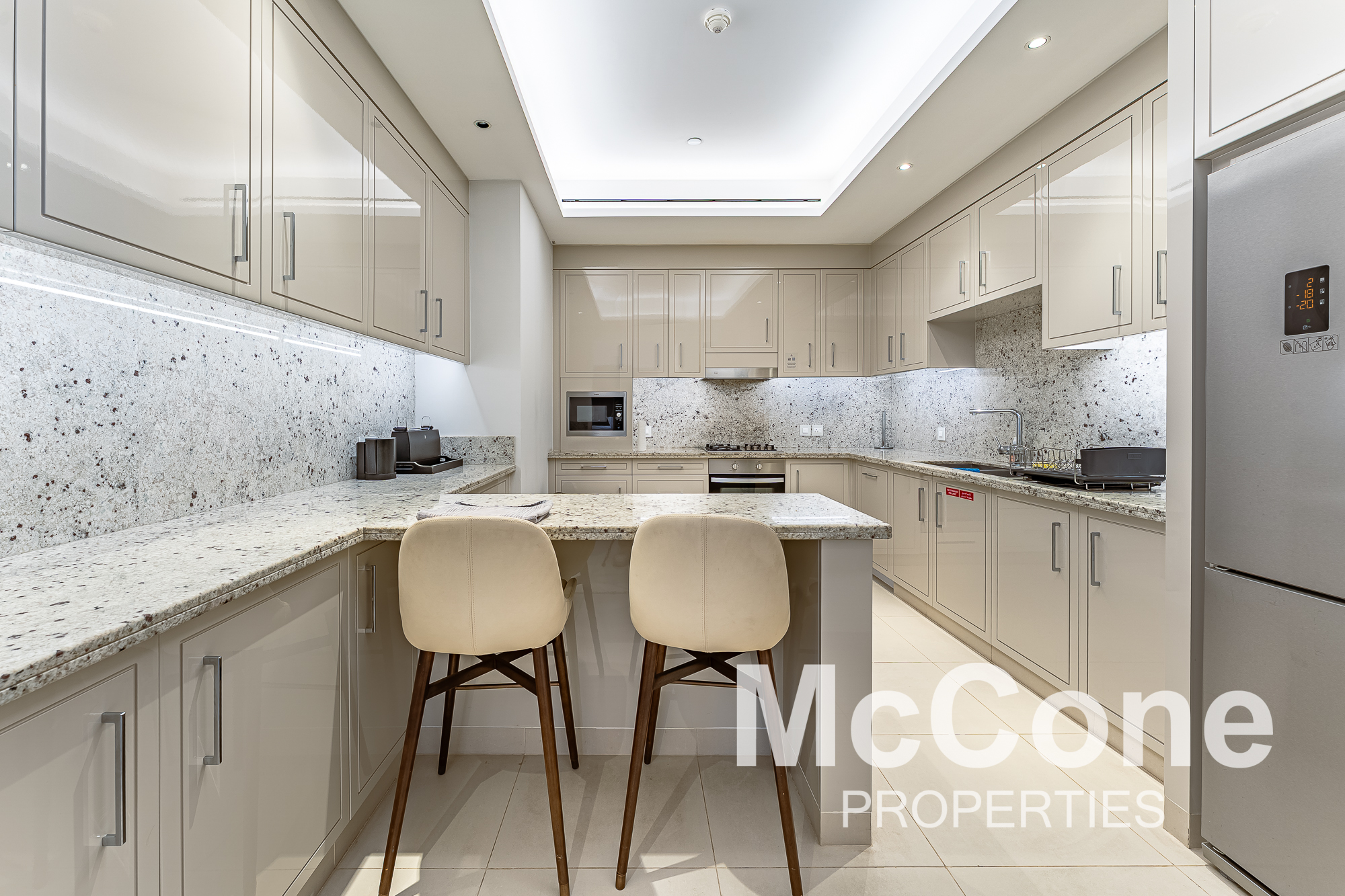 2 Bedroom Apartment for Rent in The Address Sky View Tower 2, Downtown Dubai — photo 5 of 16