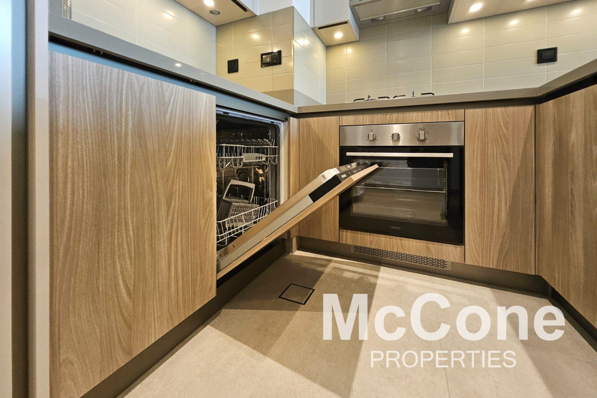 1 Bedroom Apartment for Rent in Waves Grande, Mohammed Bin Rashid City — photo 7 of 17