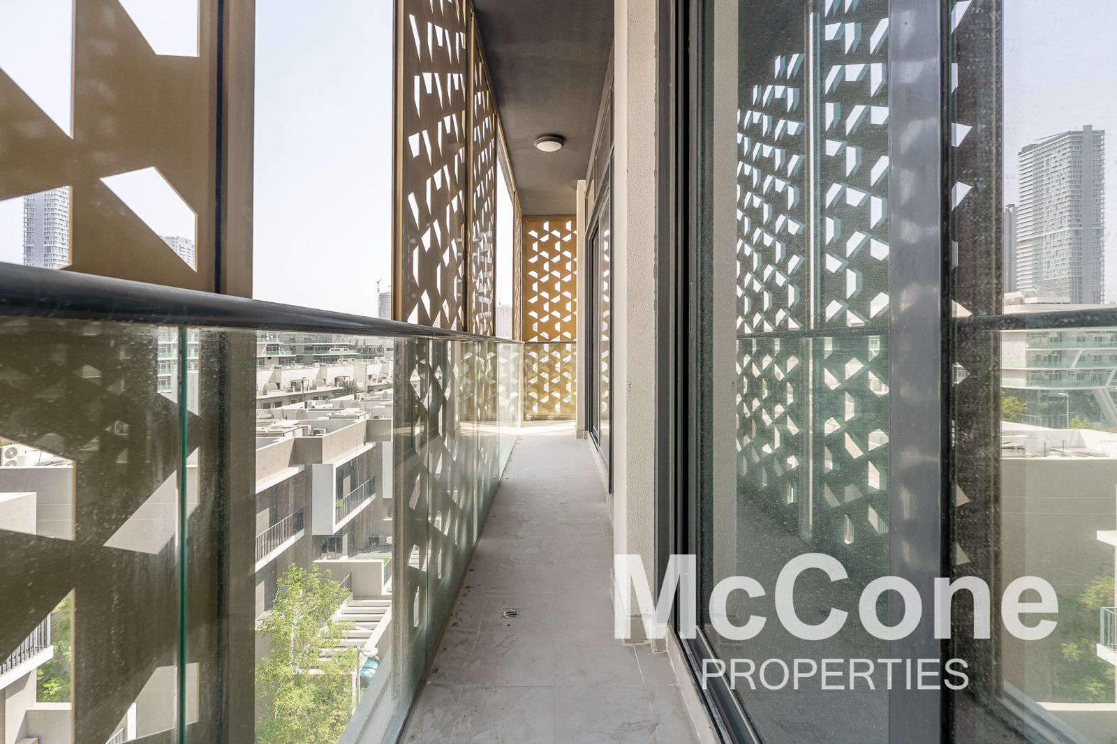 2 Bedroom Apartment for Rent in Serenity Lakes 5, Jumeirah Village Circle — photograph 14 of 24