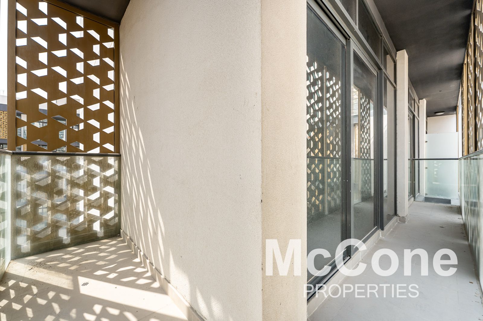 2 Bedroom Apartment for Rent in Serenity Lakes 5, Jumeirah Village Circle — photograph 13 of 24