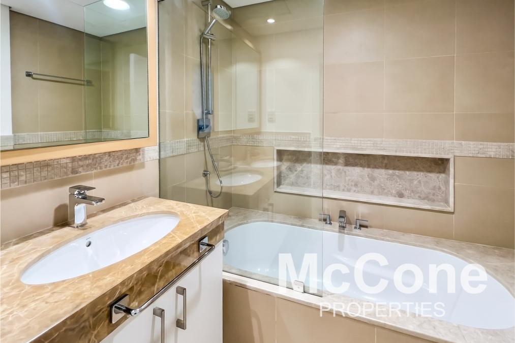 3 Bedroom Apartment for Rent in Burj Vista Tower 1, Downtown Dubai — photograph 19 of 22