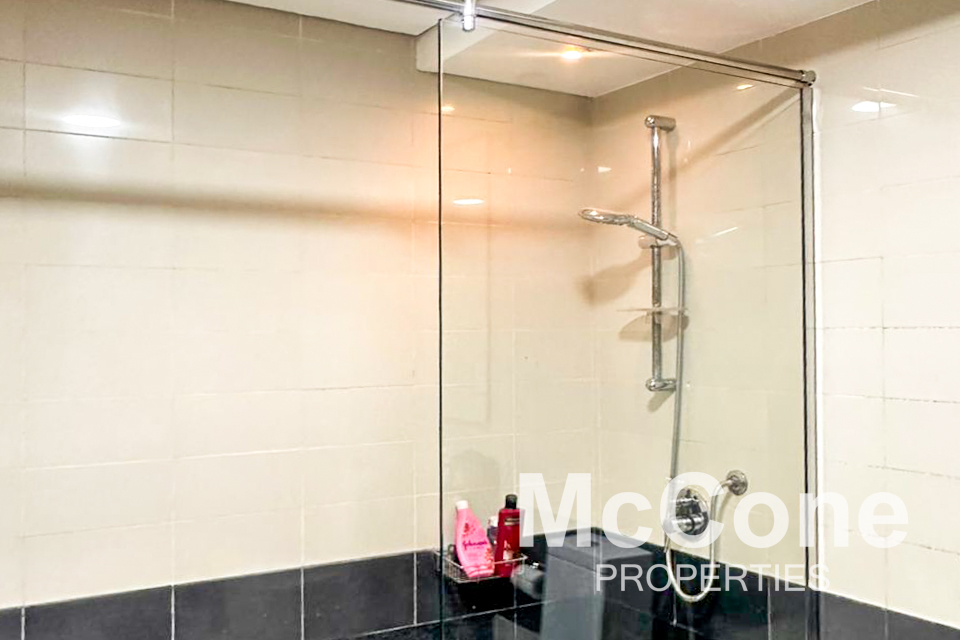 1 Bedroom Apartment for Rent in The Lofts West, Downtown Dubai — photo 9 of 10