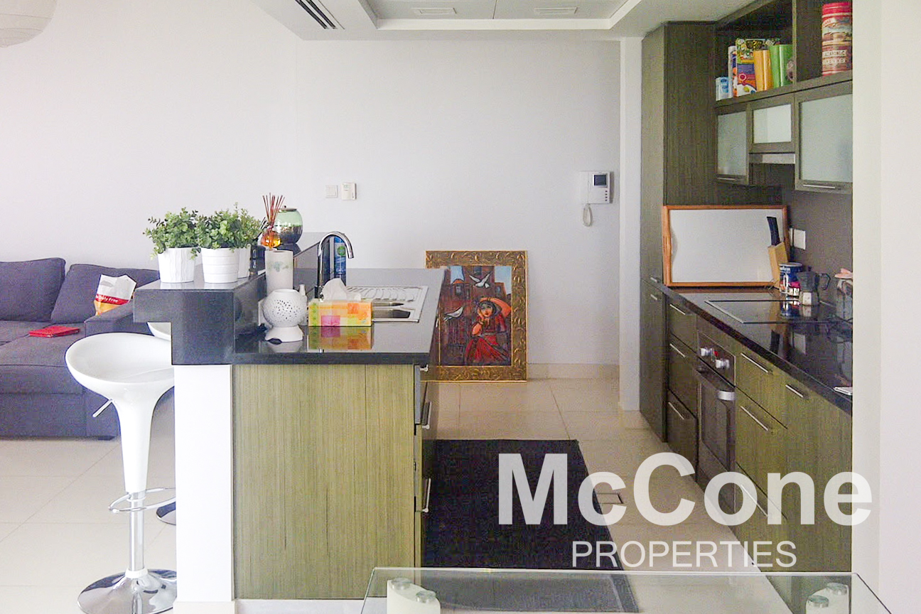 1 Bedroom Apartment for Rent in The Lofts West, Downtown Dubai — photo 2 of 10
