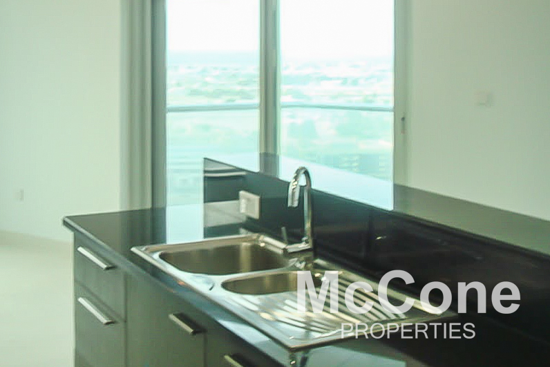 1 Bedroom Apartment for Rent in The Lofts West, Downtown Dubai — photo 7 of 10
