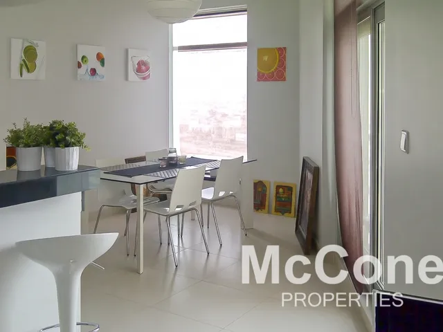 1 Bedroom Apartment for Rent in The Lofts West, Downtown Dubai