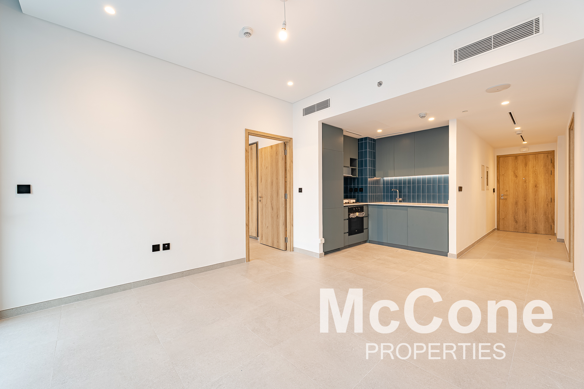 2 Bedroom Apartment for Rent in The Edge Tower A, Business Bay — photo 3 of 16