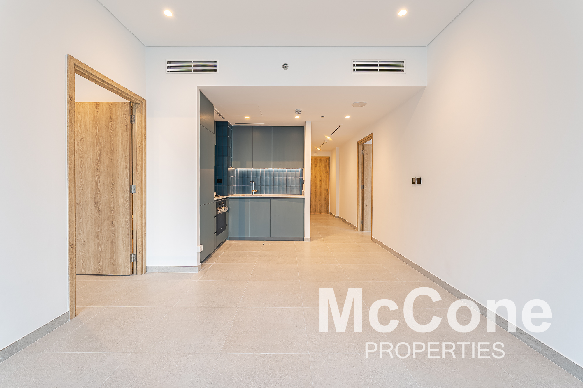 2 Bedroom Apartment for Rent in The Edge Tower A, Business Bay — photo 5 of 16