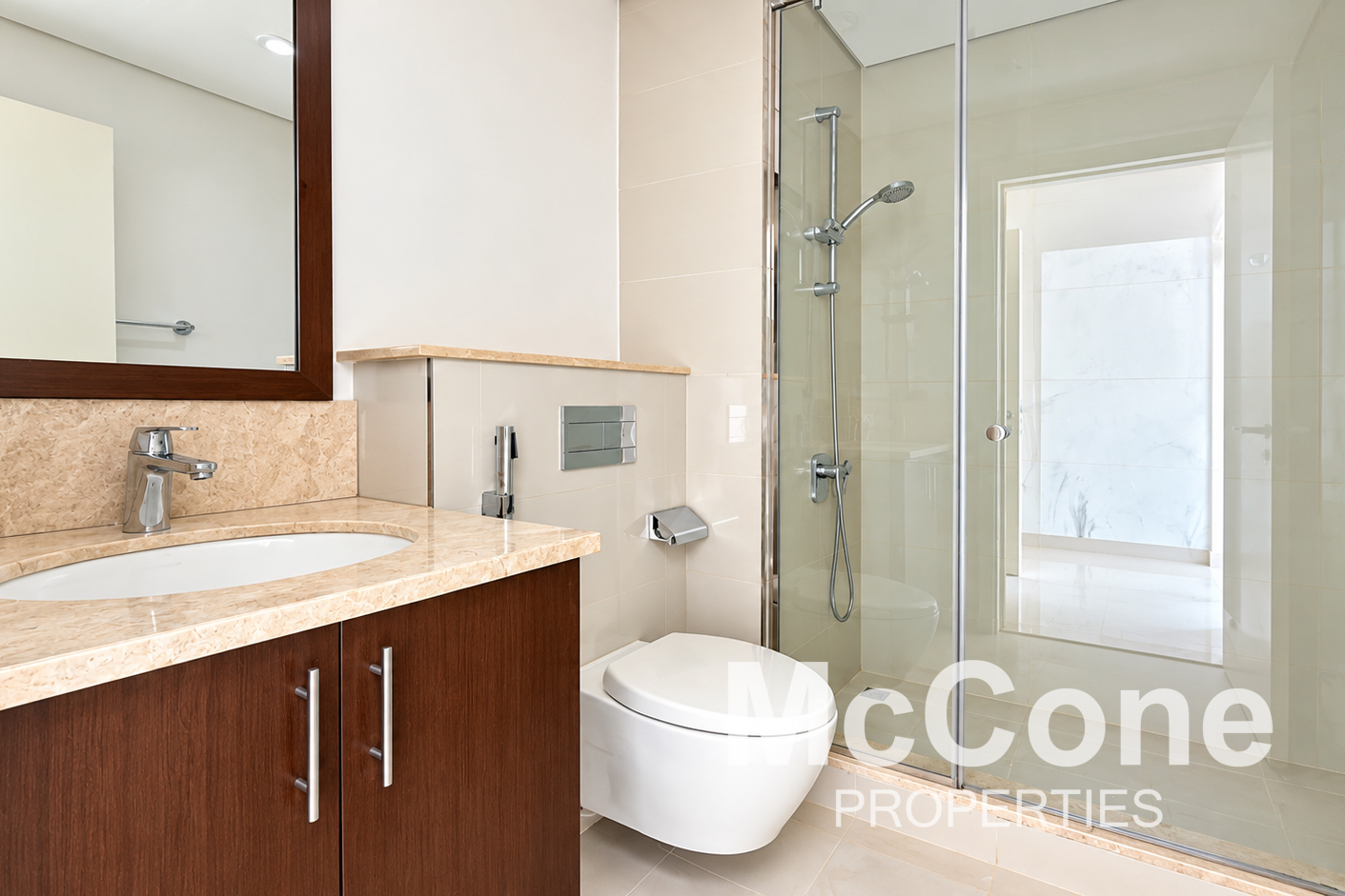 2 Bedroom Apartment for Rent in Boulevard Crescent Tower 2, Downtown Dubai — photograph 17 of 20