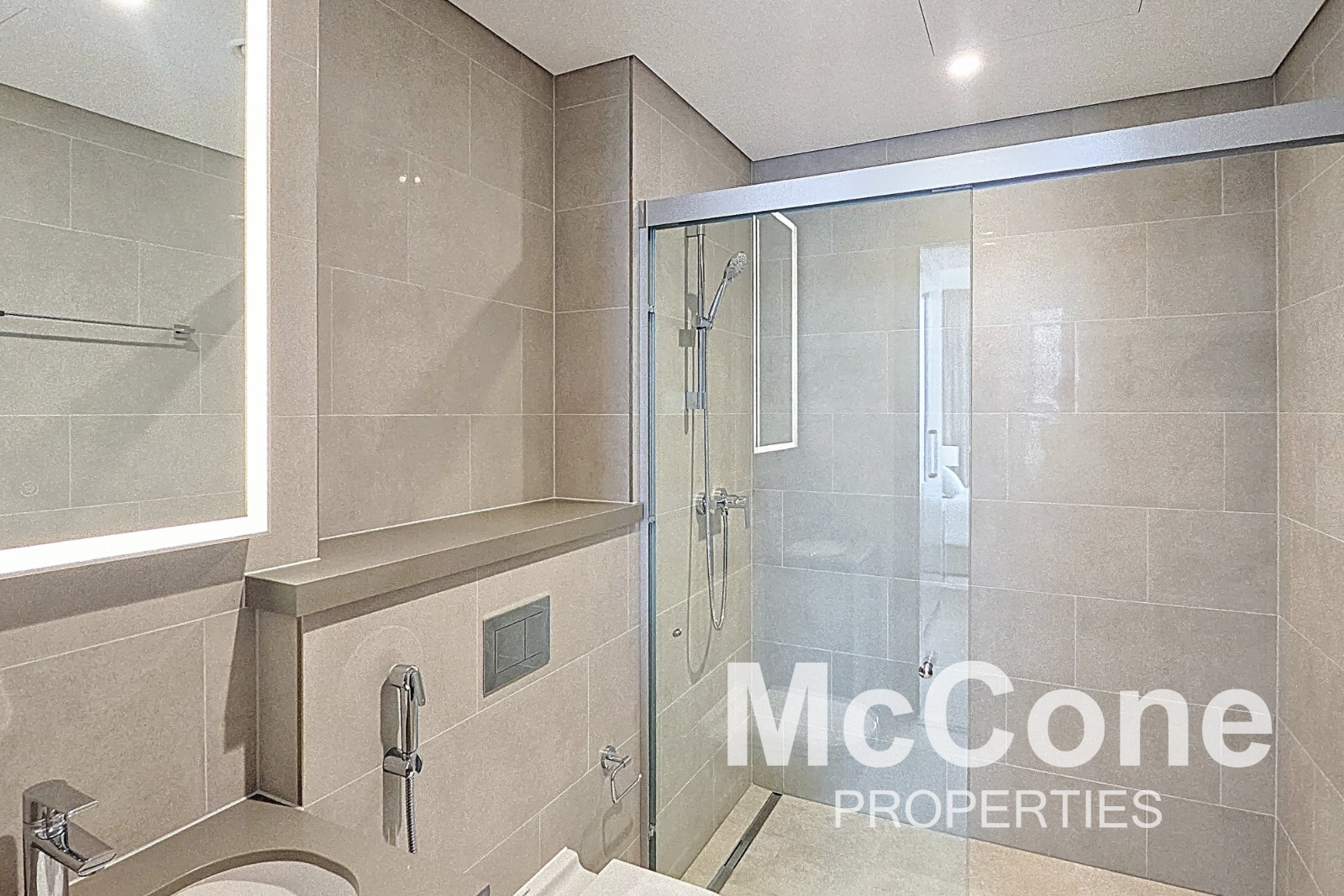 1 Bedroom Apartment for Rent in Waves Grande, Mohammed Bin Rashid City — photograph 15 of 22