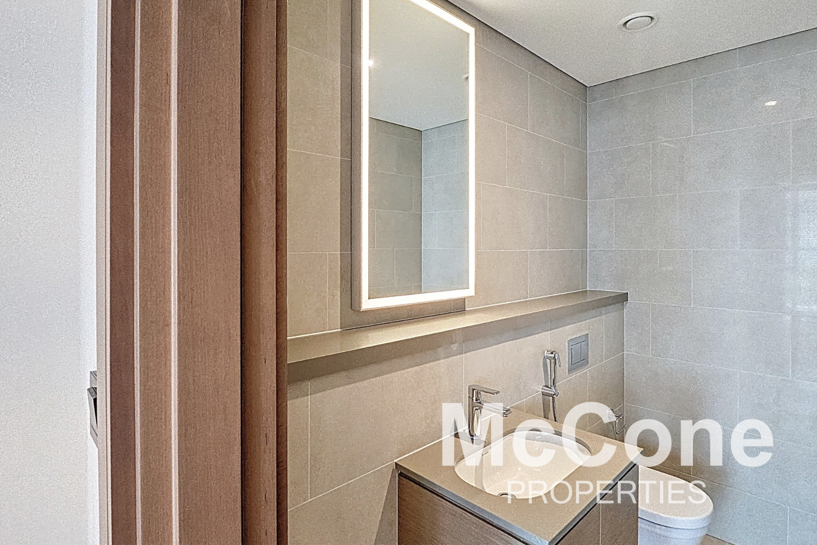1 Bedroom Apartment for Rent in Waves Grande, Mohammed Bin Rashid City — photograph 16 of 22