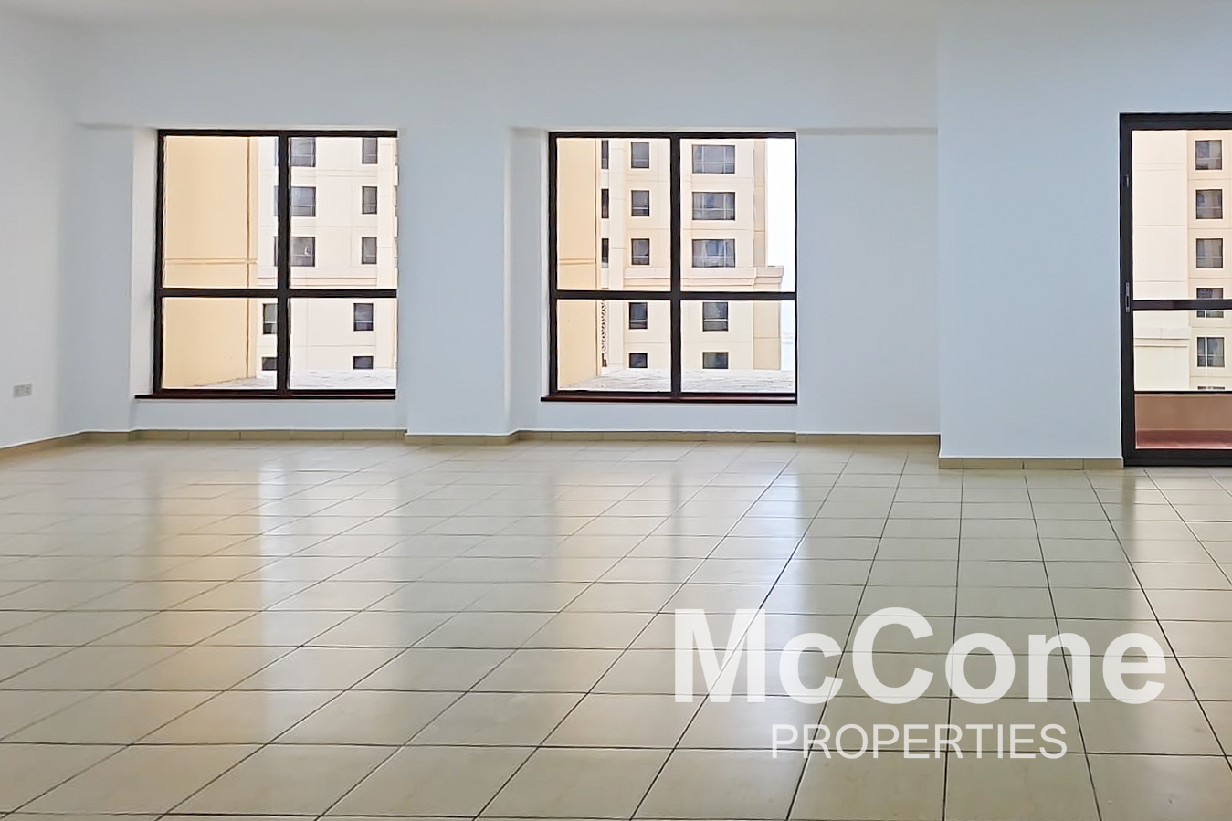4 Bedroom Apartment for Rent in Sadaf 1, Jumeirah Beach Residence — photo 2 of 19