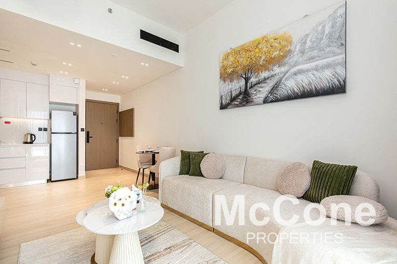 1 Bedroom Apartment for Rent in Binghatti Emerald, Jumeirah Village Circle — photo 7 of 13