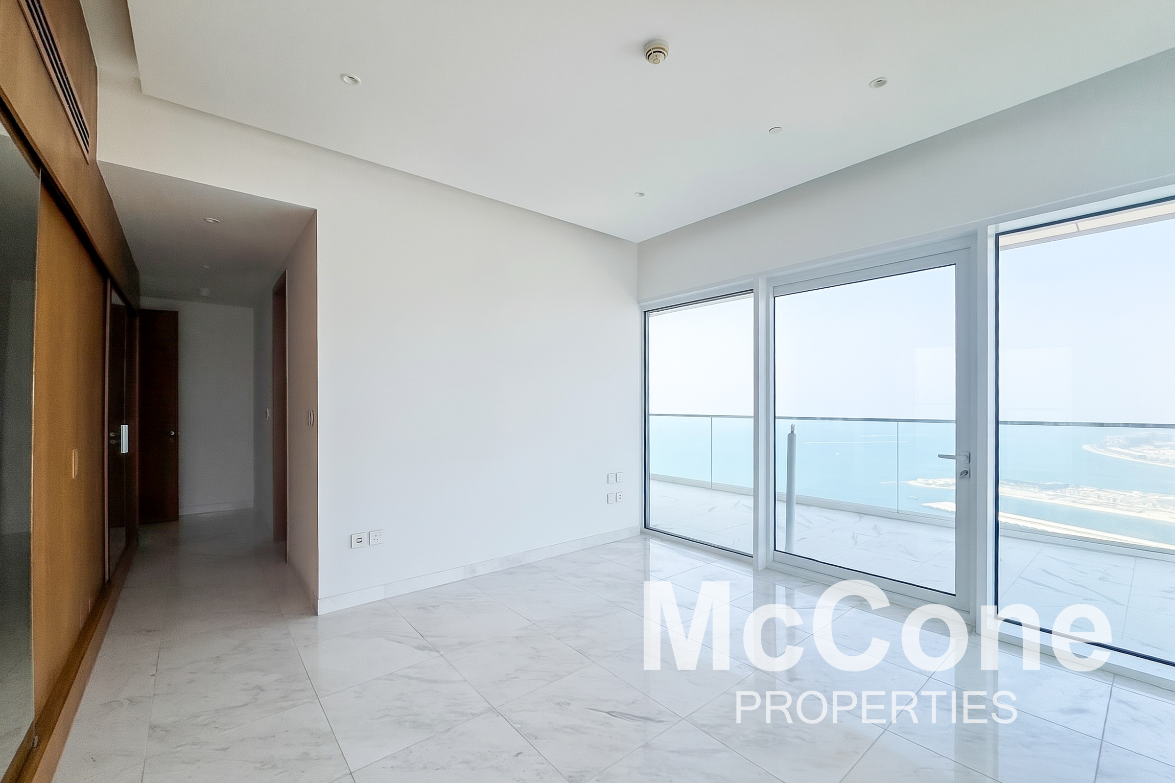 4 Bedroom Apartment for Rent in The One JBR, Jumeirah Beach Residence — photograph 13 of 16