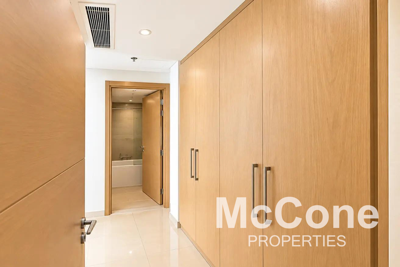 1 Bedroom Apartment for Rent in Burj Vista Tower 1, Downtown Dubai — photograph 10 of 12