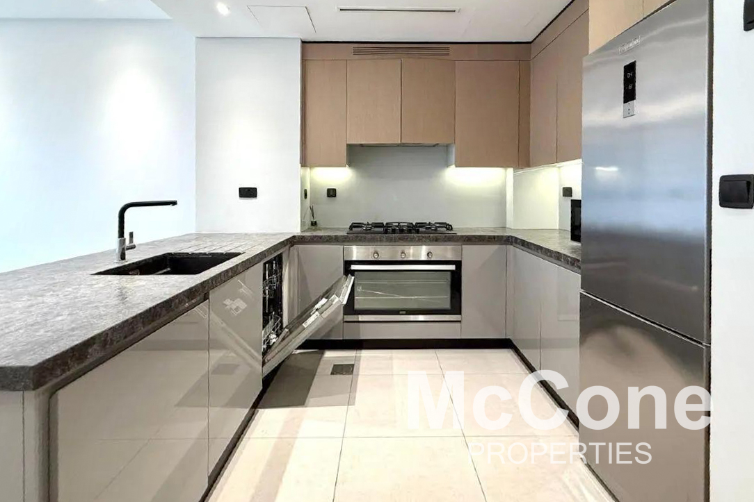 2 Bedroom Apartment for Rent in Hyati Avenue, Jumeirah Village Circle — photo 3 of 13