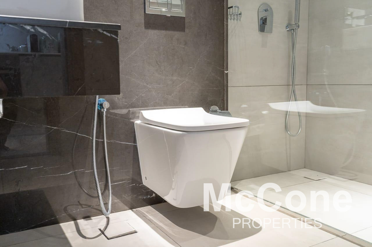 Studio Apartment for Rent in Oxford Residence 2, Jumeirah Village Circle — photograph 10 of 12