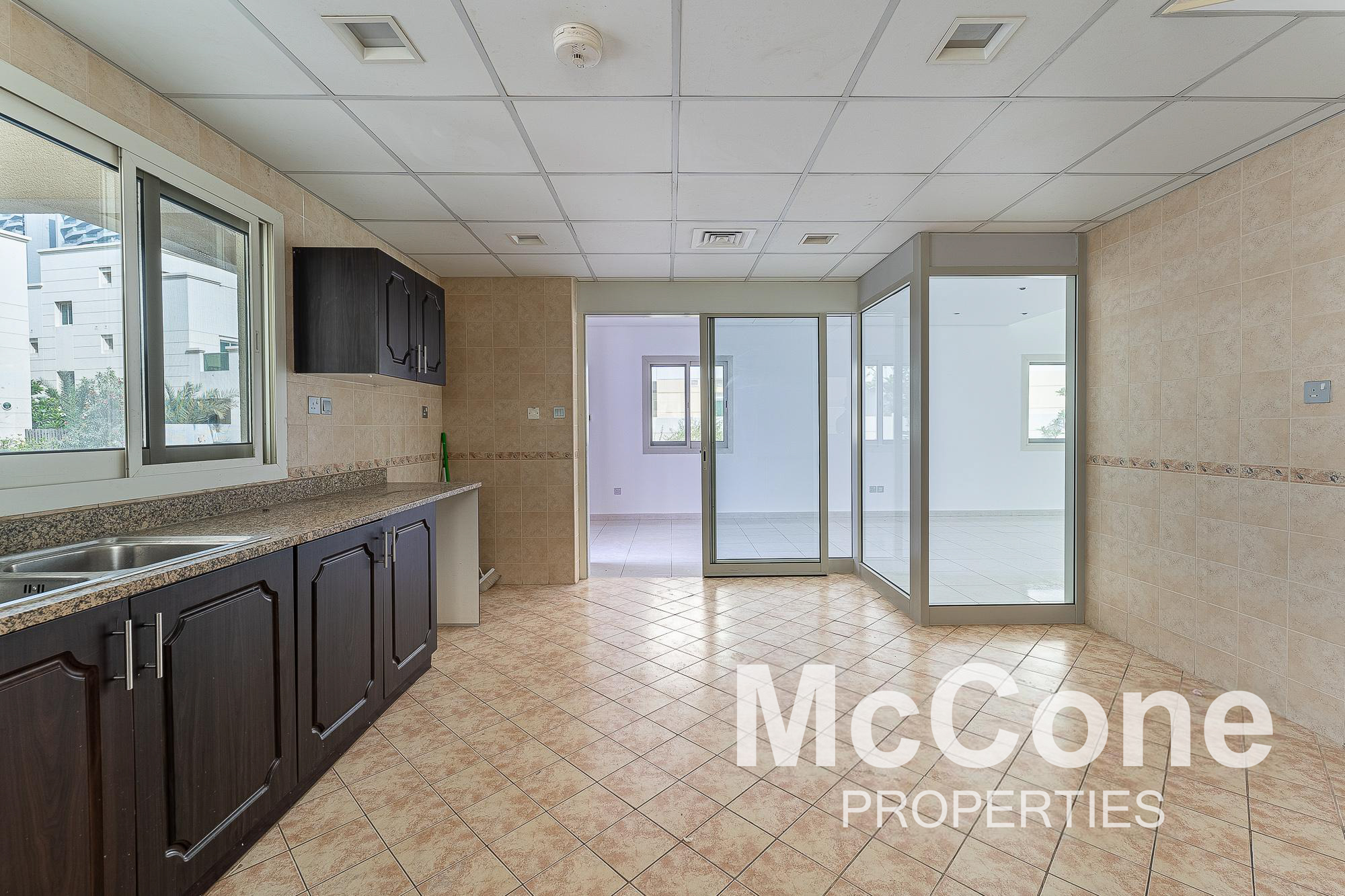 4 Bedroom Villa for Rent in Nakheel Circle Villas, Jumeirah Village Circle — photograph 10 of 12