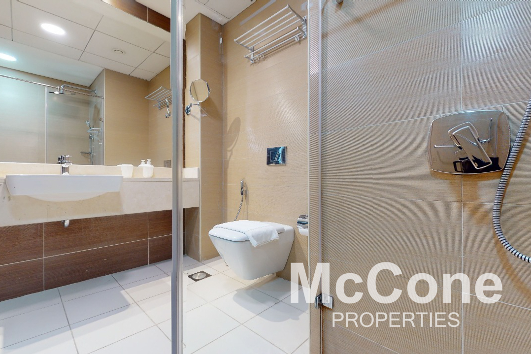 Studio Apartment for Rent in Sparkle Tower 3, Dubai Marina — photo 5 of 11