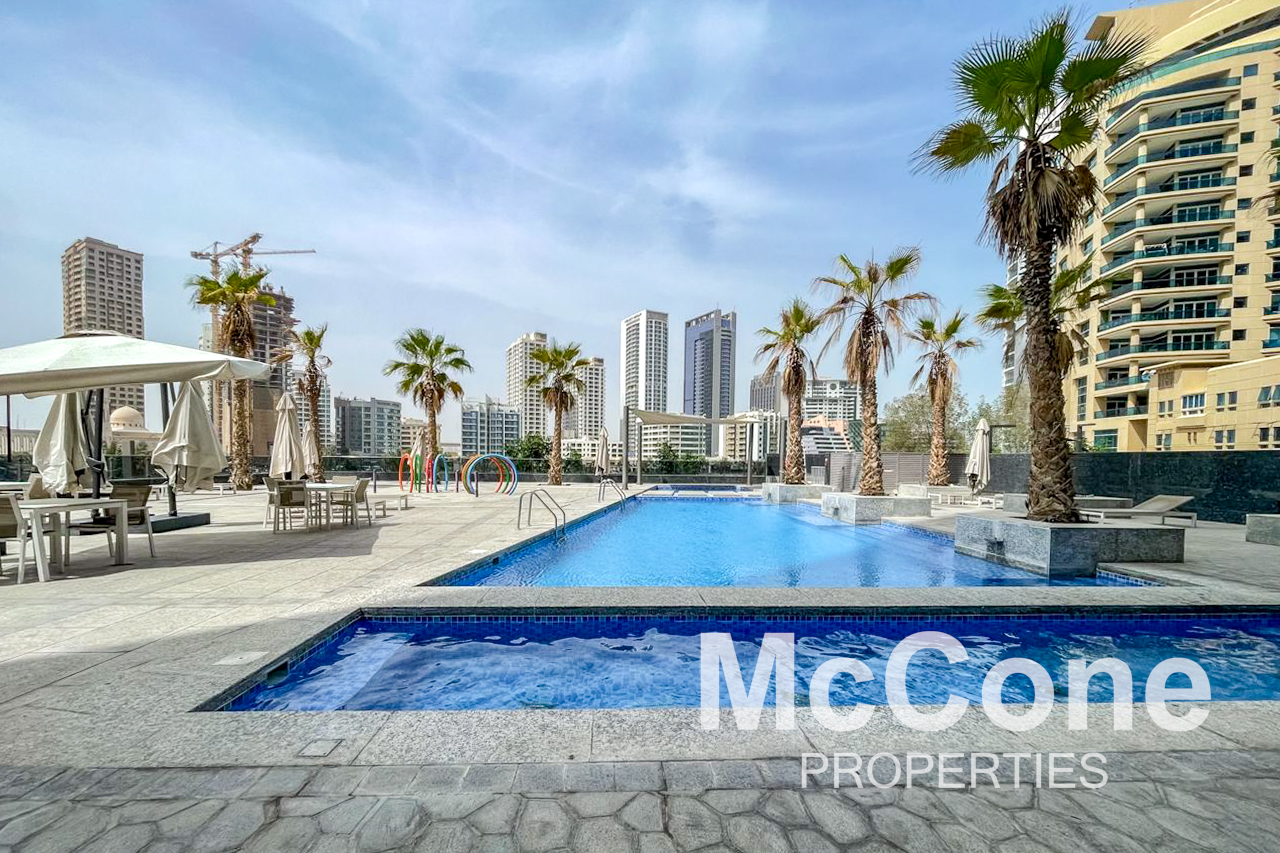 Studio Apartment for Rent in Sparkle Tower 3, Dubai Marina — photo 9 of 11
