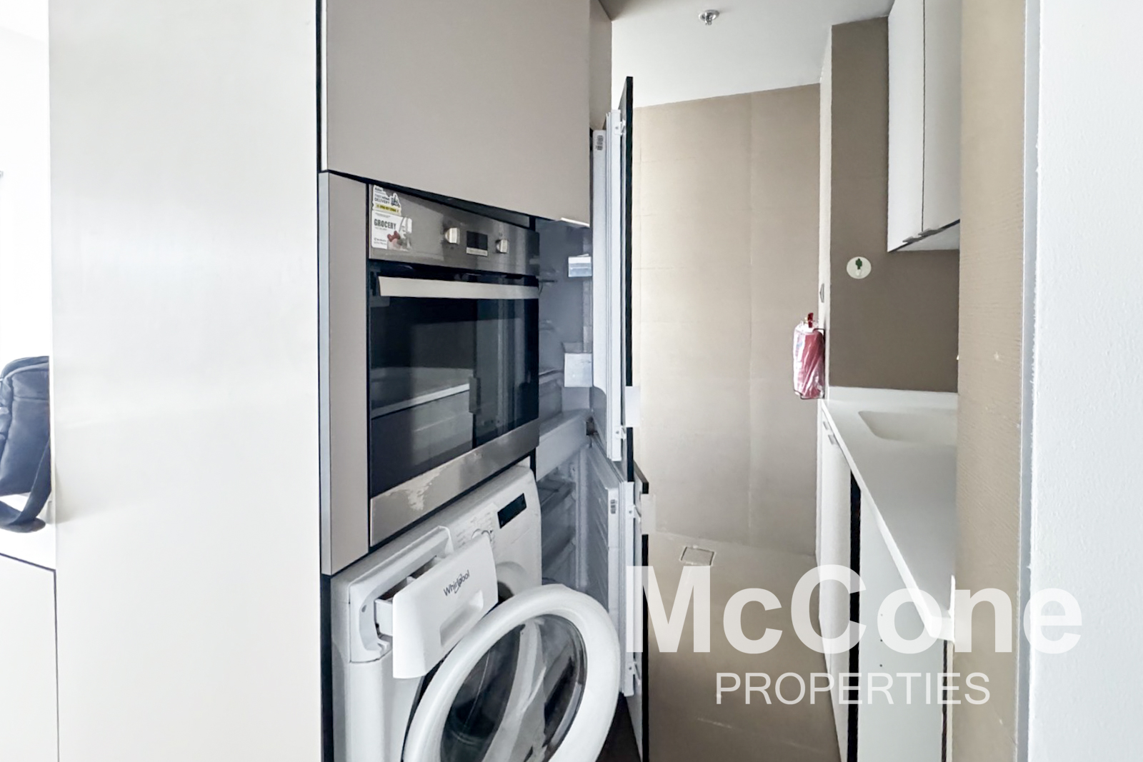 2 Bedroom Apartment for Rent in West Avenue Tower, Dubai Marina — photo 7 of 16
