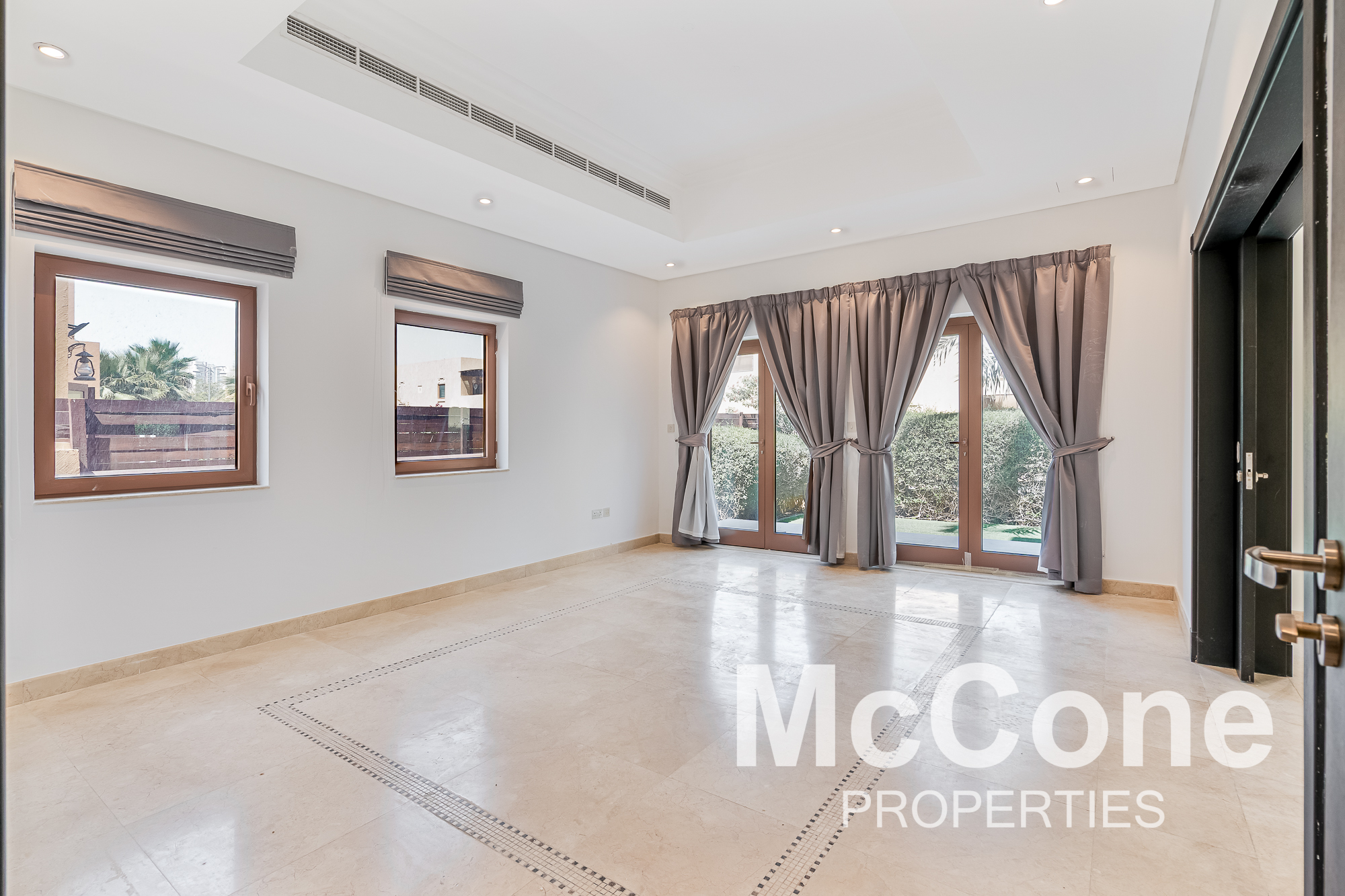 5 Bedroom Villa for Sale in Dubai Style, Al Furjan — photo 4 of 30