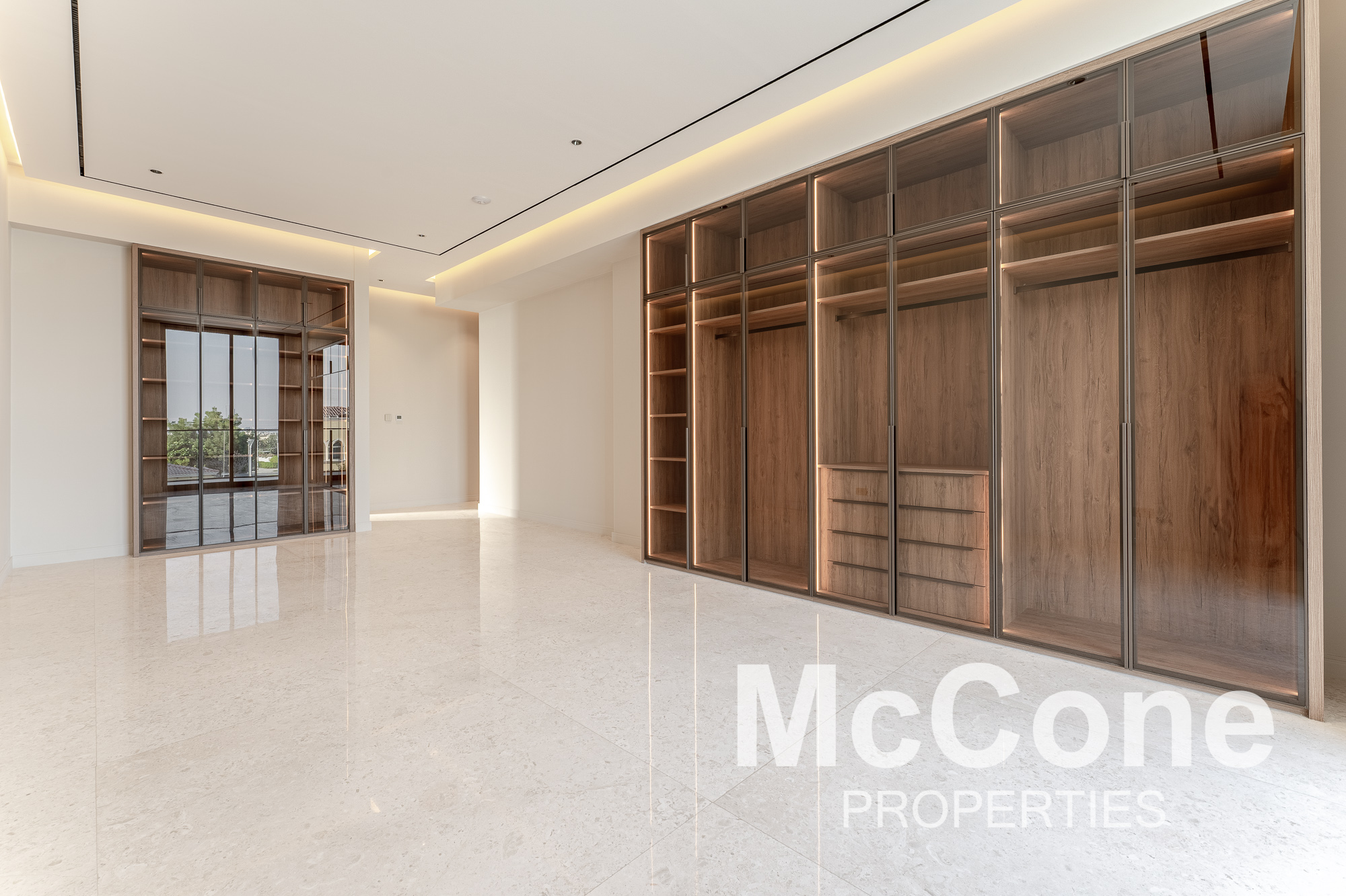 6 Bedroom Villa for Sale in District 4, Jumeirah Park — photograph 20 of 29