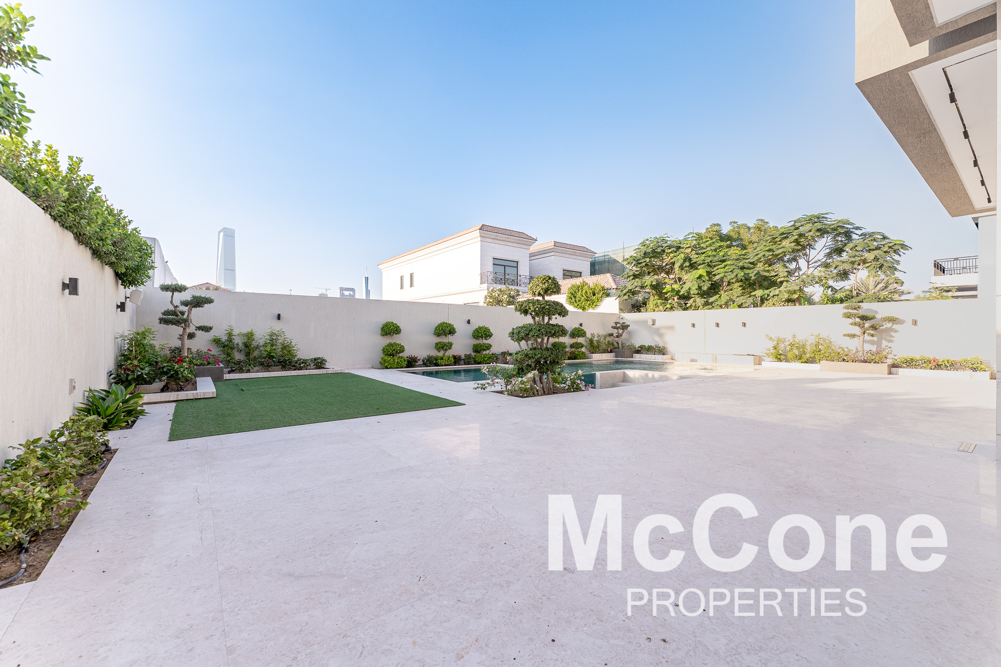 6 Bedroom Villa for Sale in District 4, Jumeirah Park — photograph 26 of 29