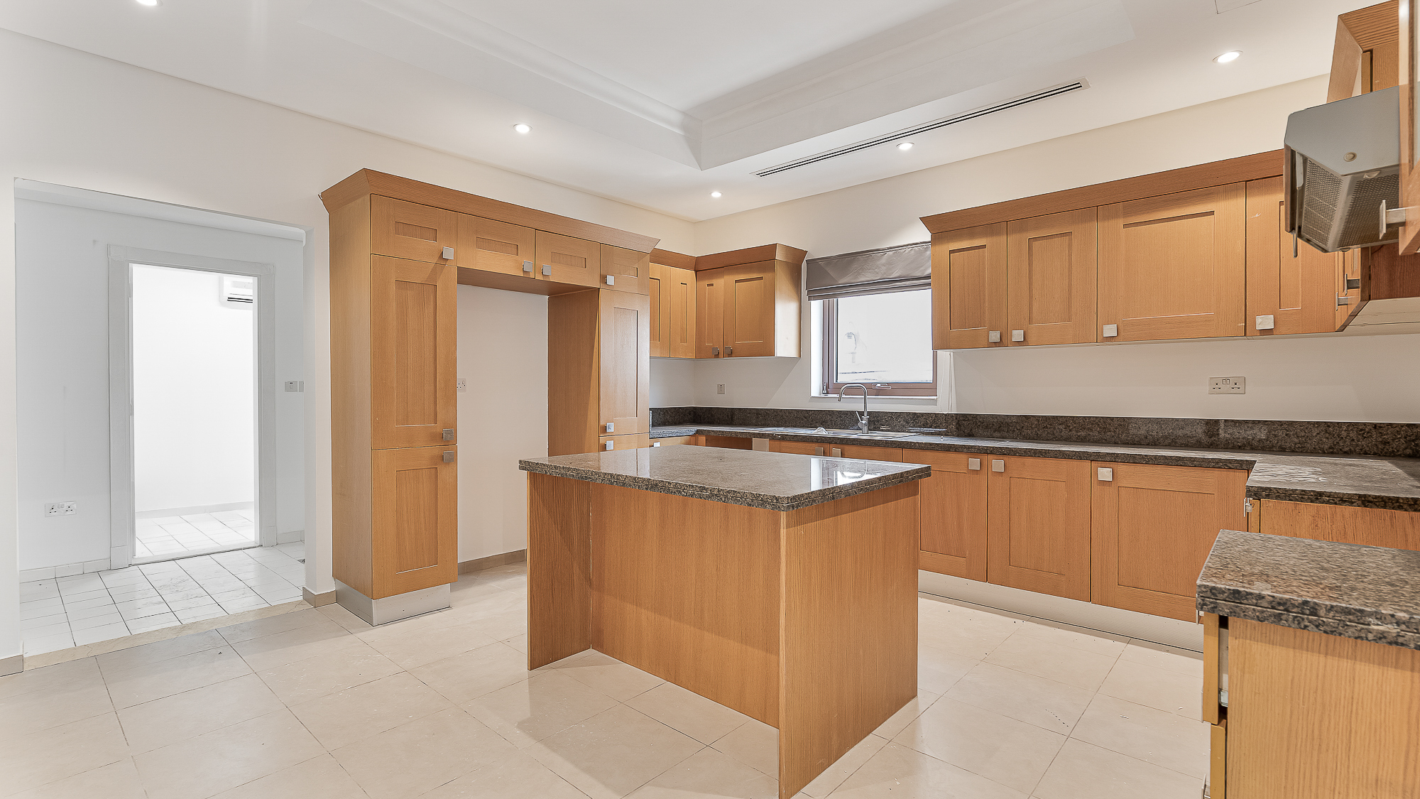 5 Bedroom Villa for Sale in Dubai Style, Al Furjan — photo 7 of 23