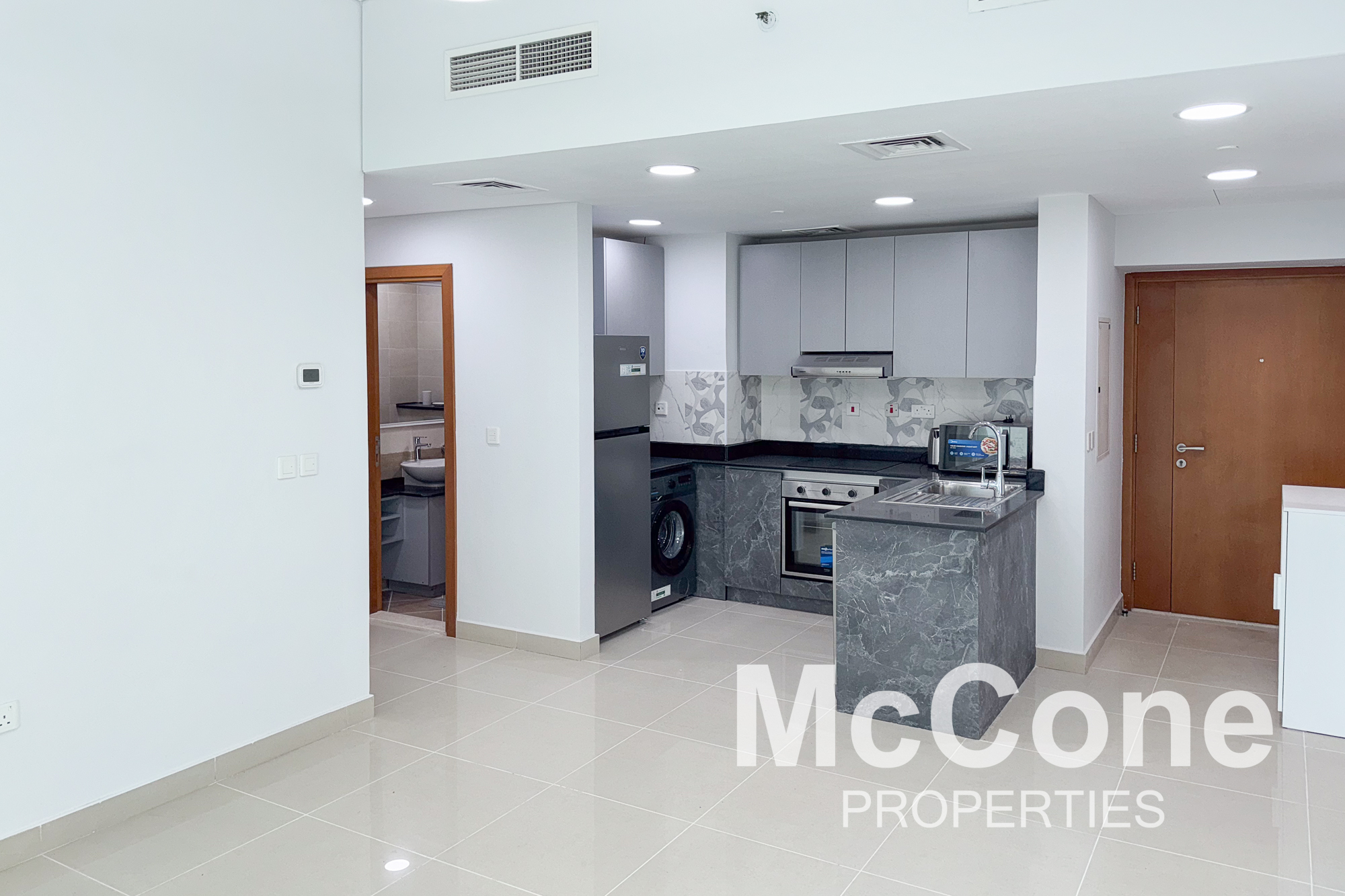2 Bedroom Apartment for Sale in Ocean Heights, Dubai Marina — photo 2 of 18