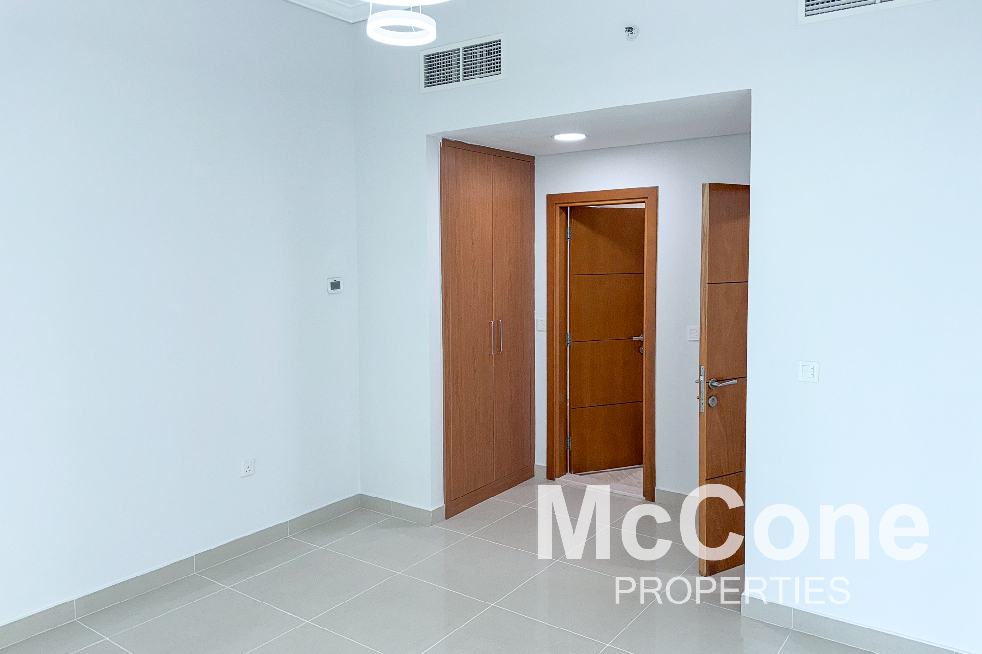 2 Bedroom Apartment for Sale in Ocean Heights, Dubai Marina — photograph 11 of 18