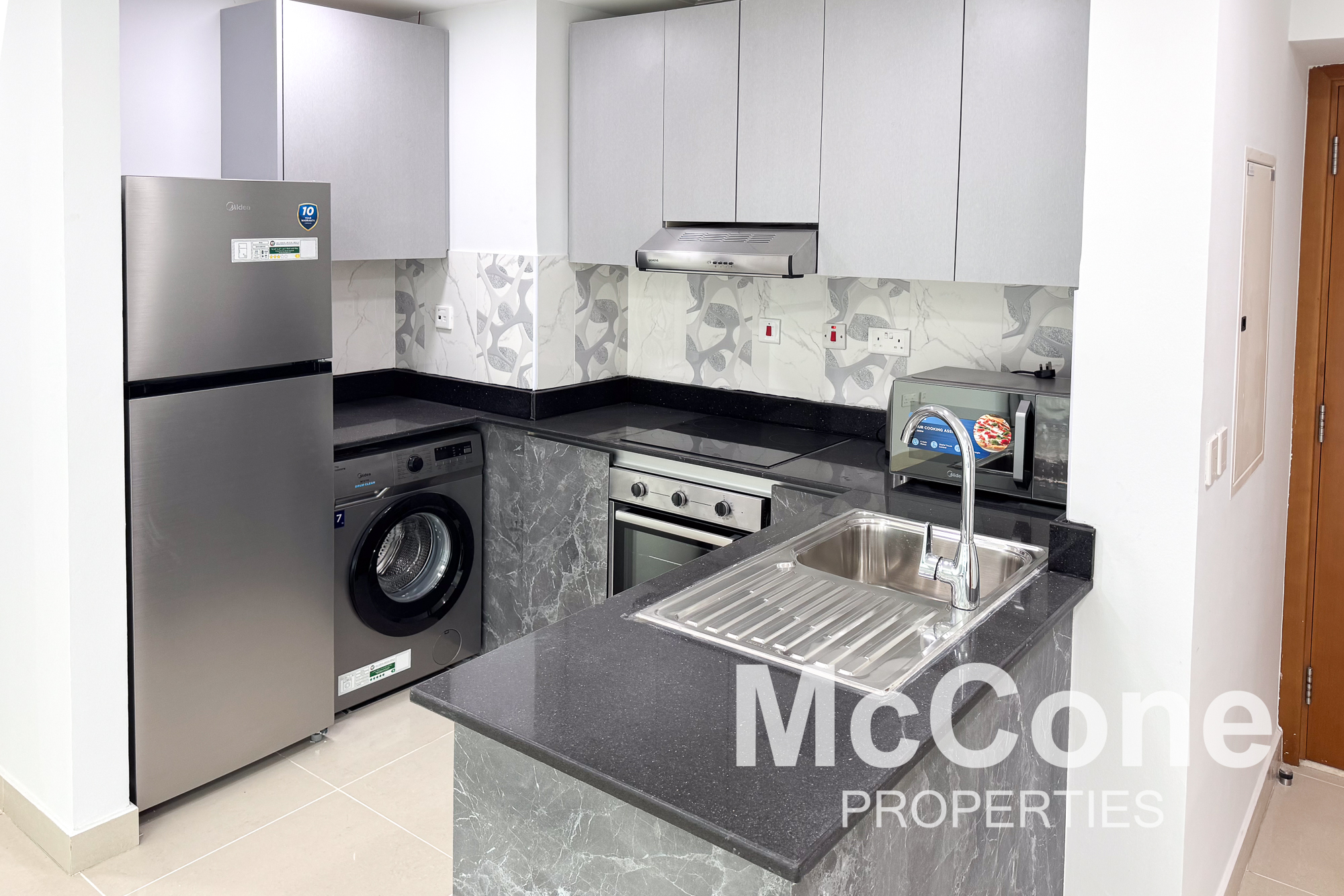 2 Bedroom Apartment for Sale in Ocean Heights, Dubai Marina — photo 4 of 18