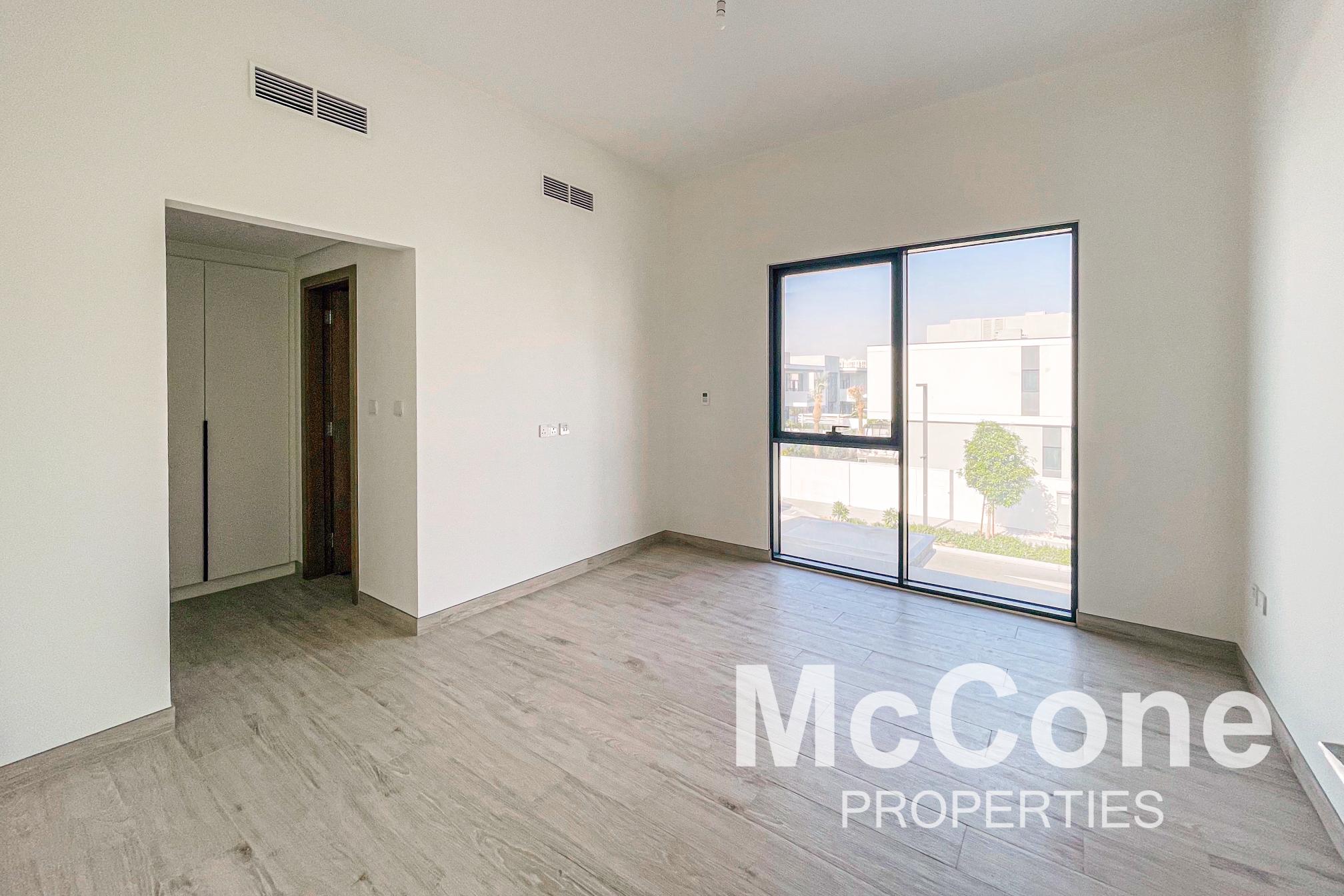 4 Bedroom Villa for Sale in Murooj Al Furjan East, Al Furjan — photo 8 of 21