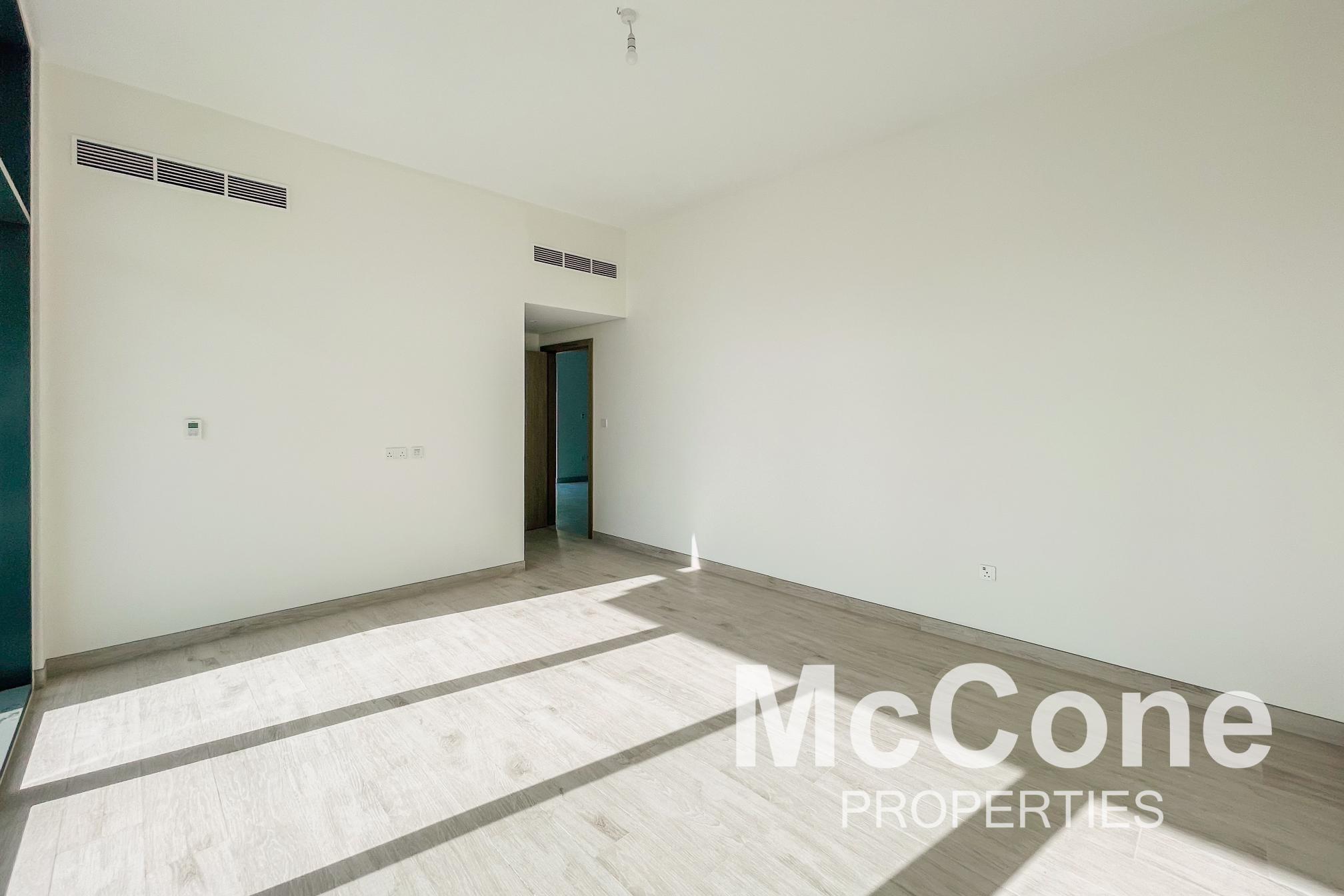 4 Bedroom Villa for Sale in Murooj Al Furjan East, Al Furjan — photograph 11 of 21