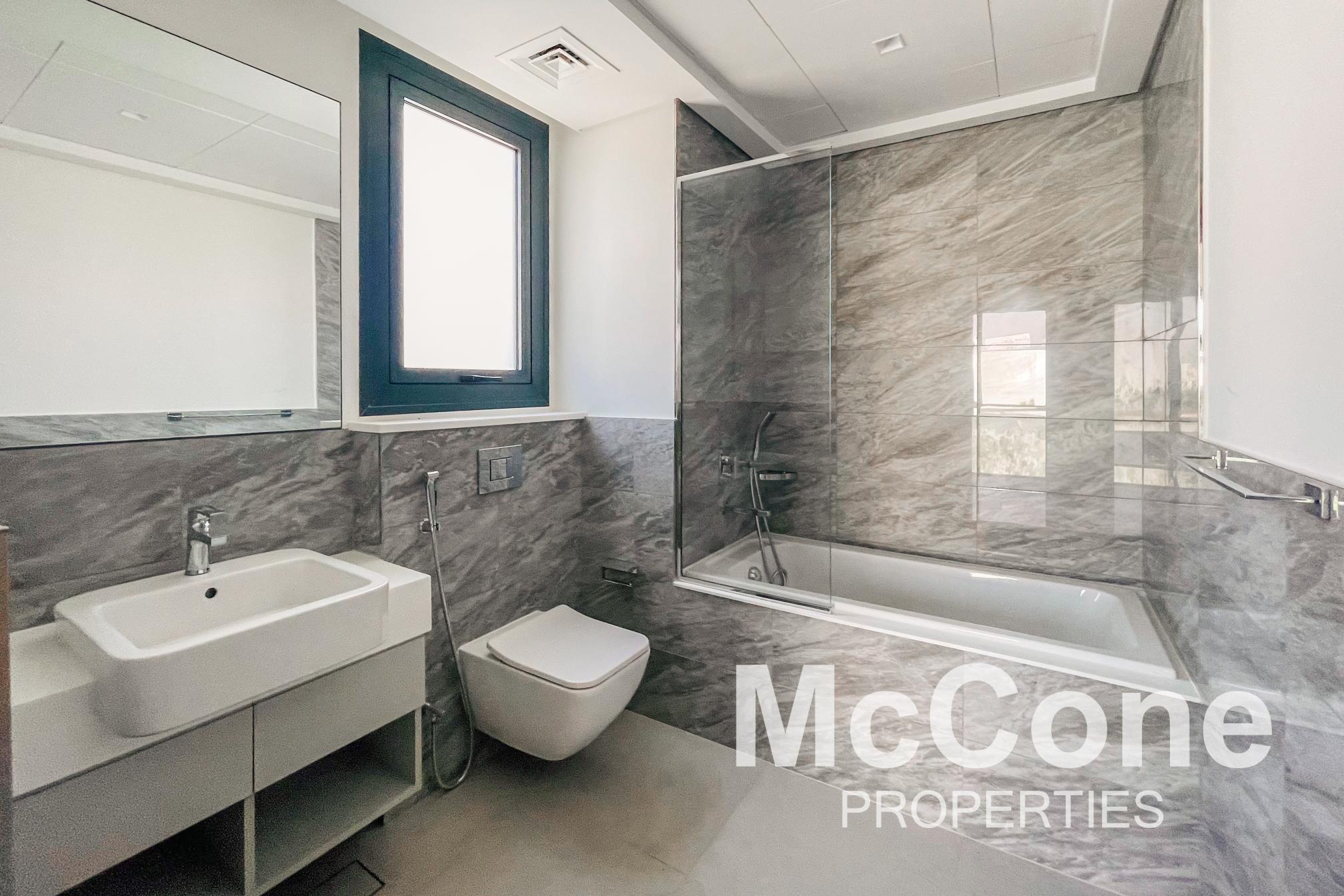 4 Bedroom Villa for Sale in Murooj Al Furjan East, Al Furjan — photograph 12 of 21