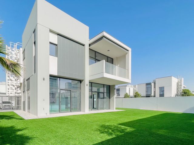 4 Bedroom Villa for Sale in Murooj Al Furjan, Al Furjan